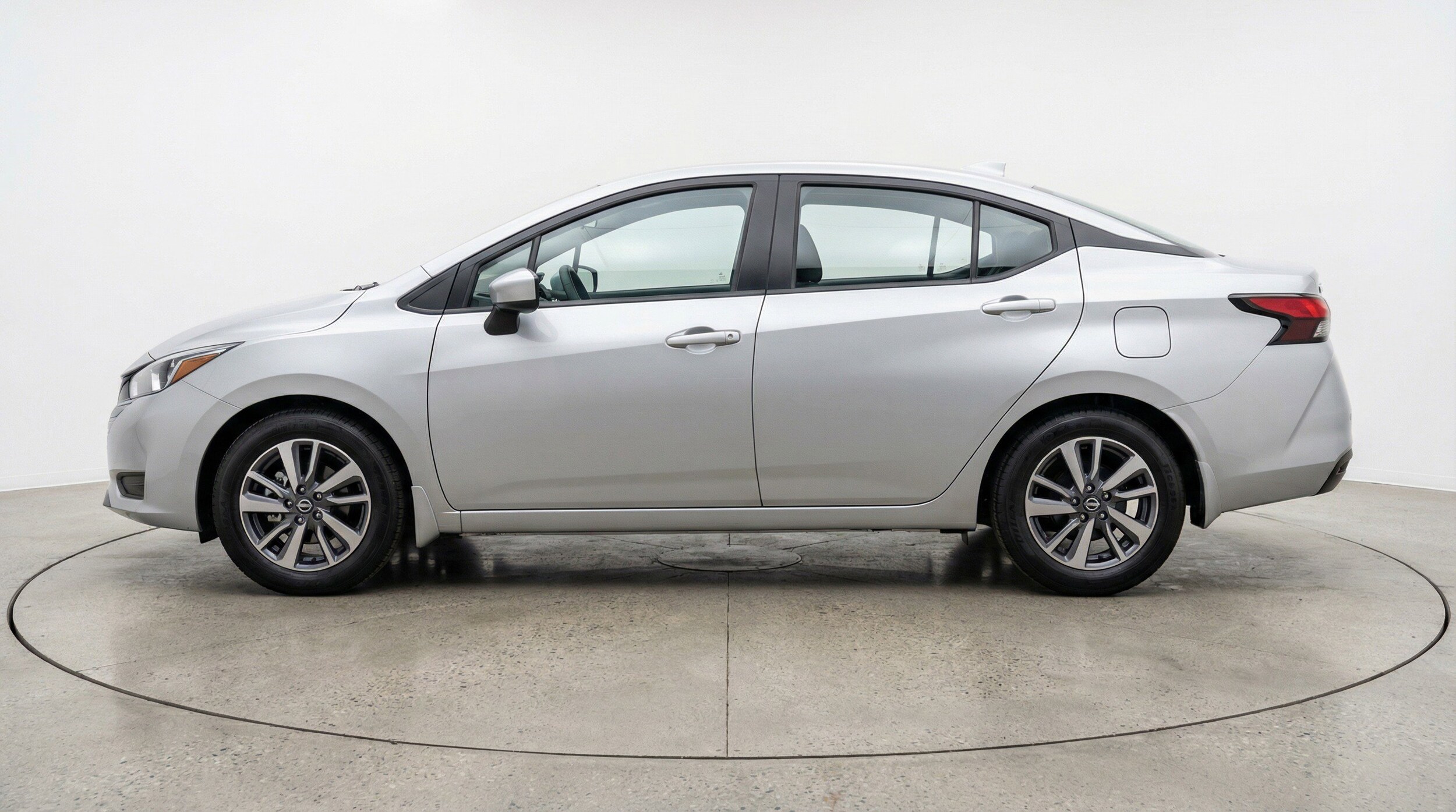 Thumbnail: 2025 Nissan Versa - 5