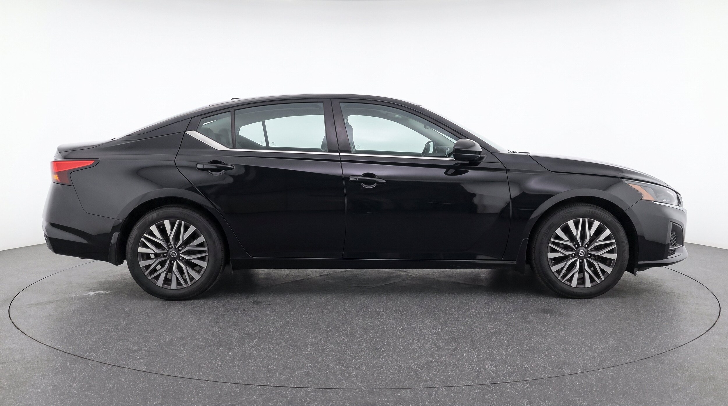 Thumbnail: 2025 Nissan Altima - 11