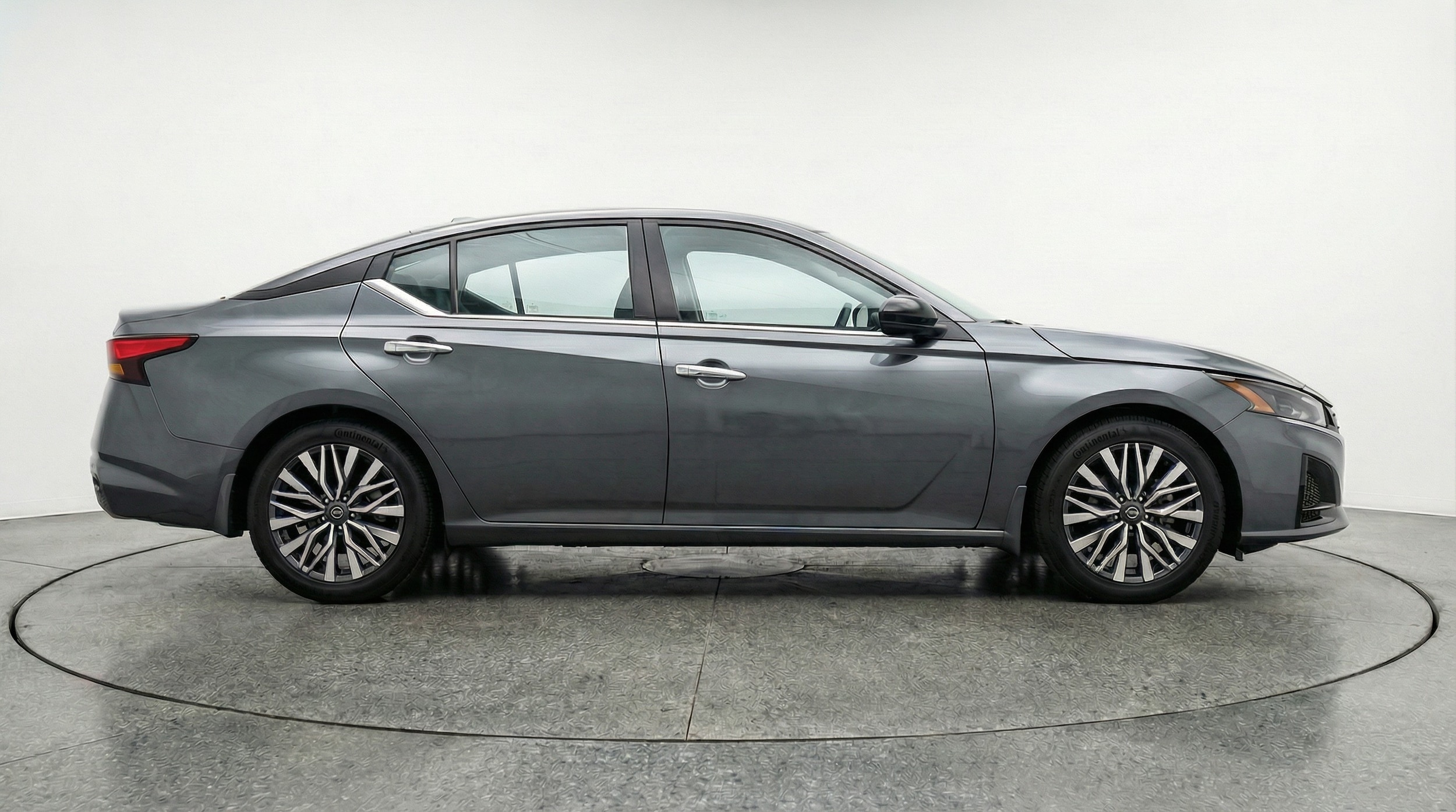 Thumbnail: 2025 Nissan Altima - 8