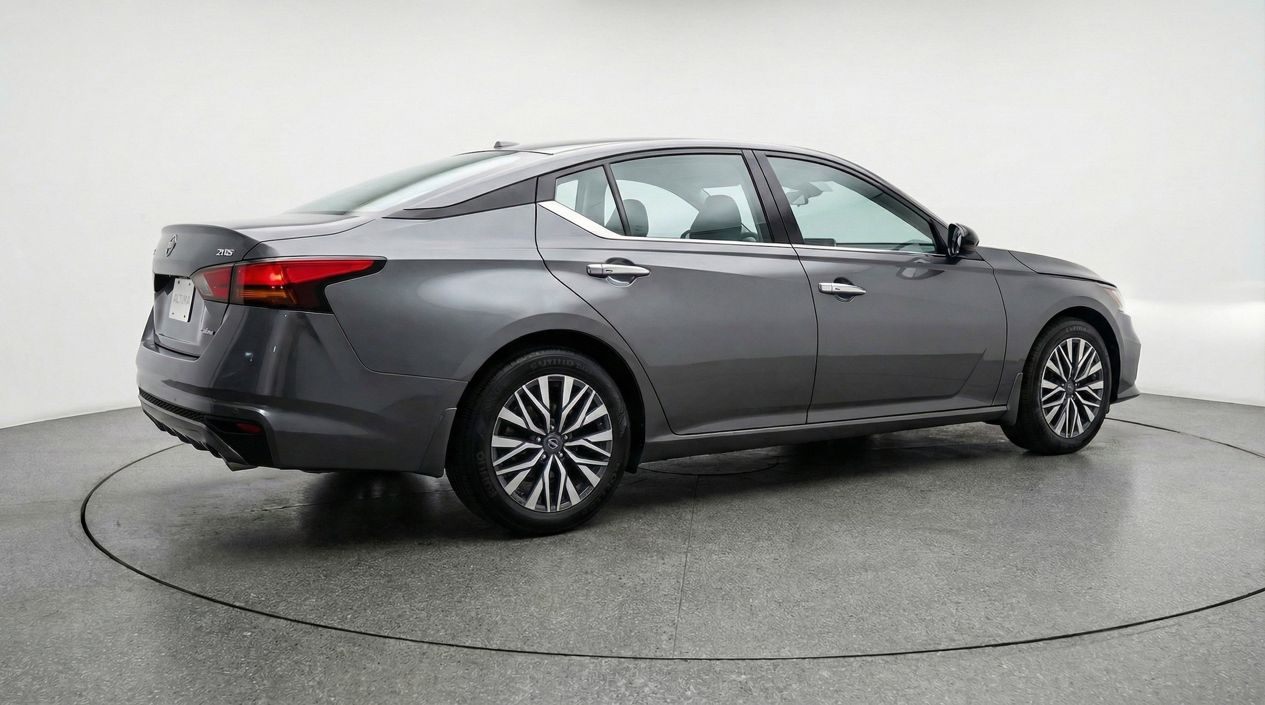 Thumbnail: 2025 Nissan Altima - 9