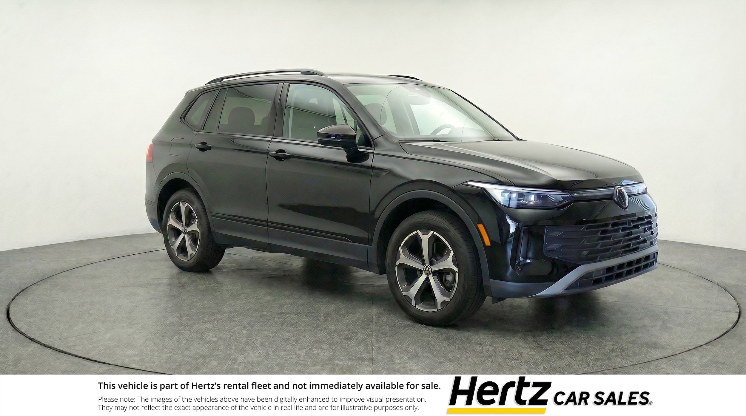 Thumbnail: 2026 Volkswagen Tiguan - 1