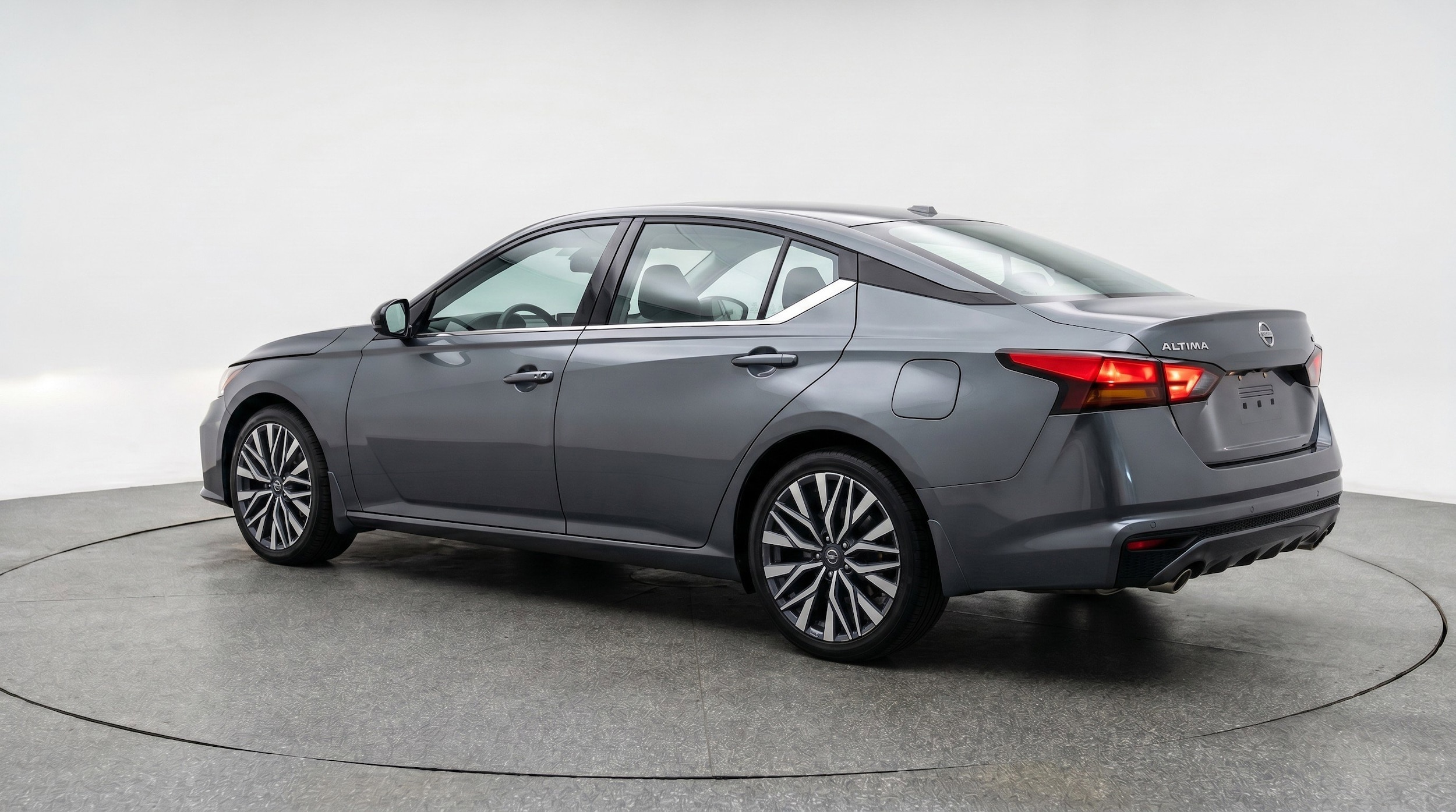 Thumbnail: 2025 Nissan Altima - 6