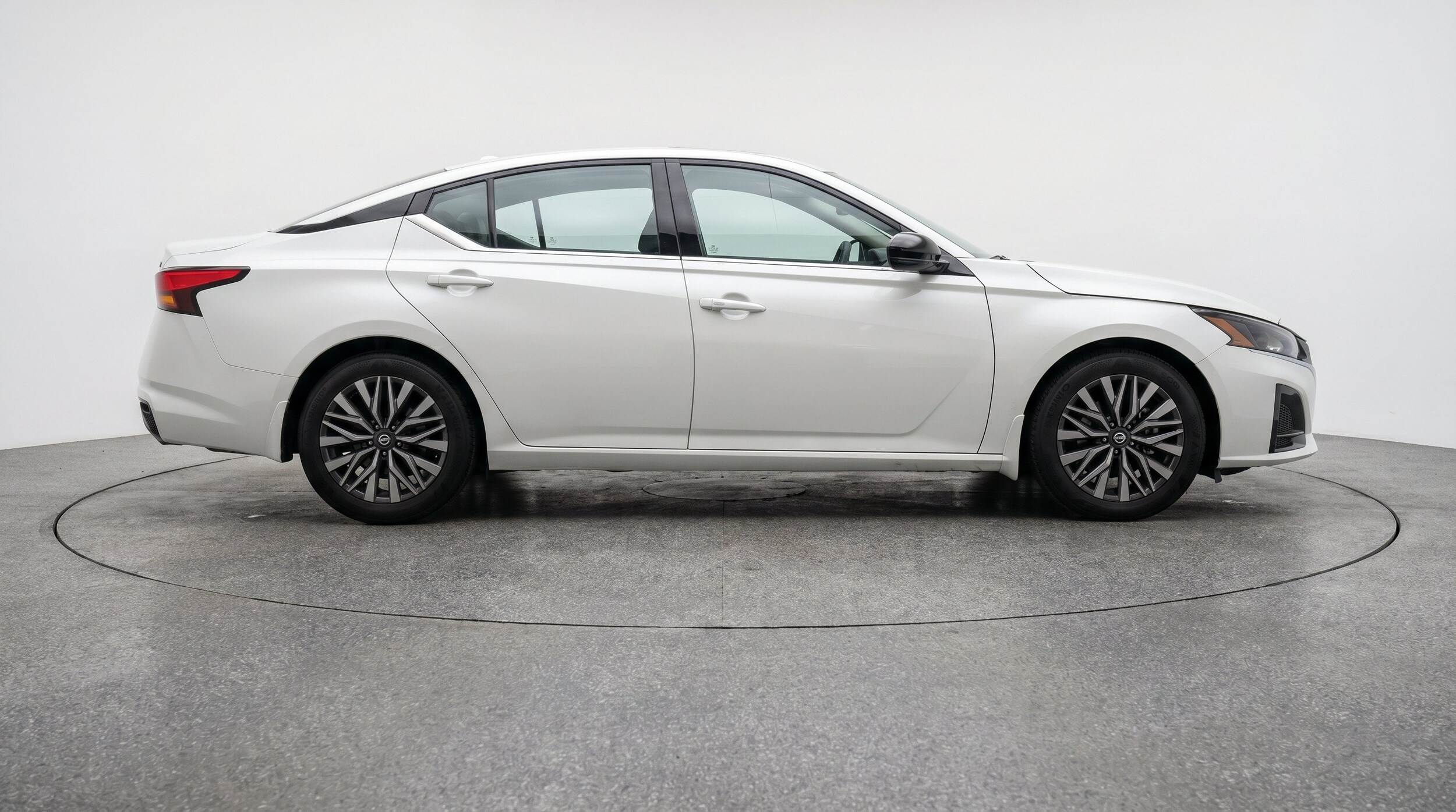 Thumbnail: 2025 Nissan Altima - 11