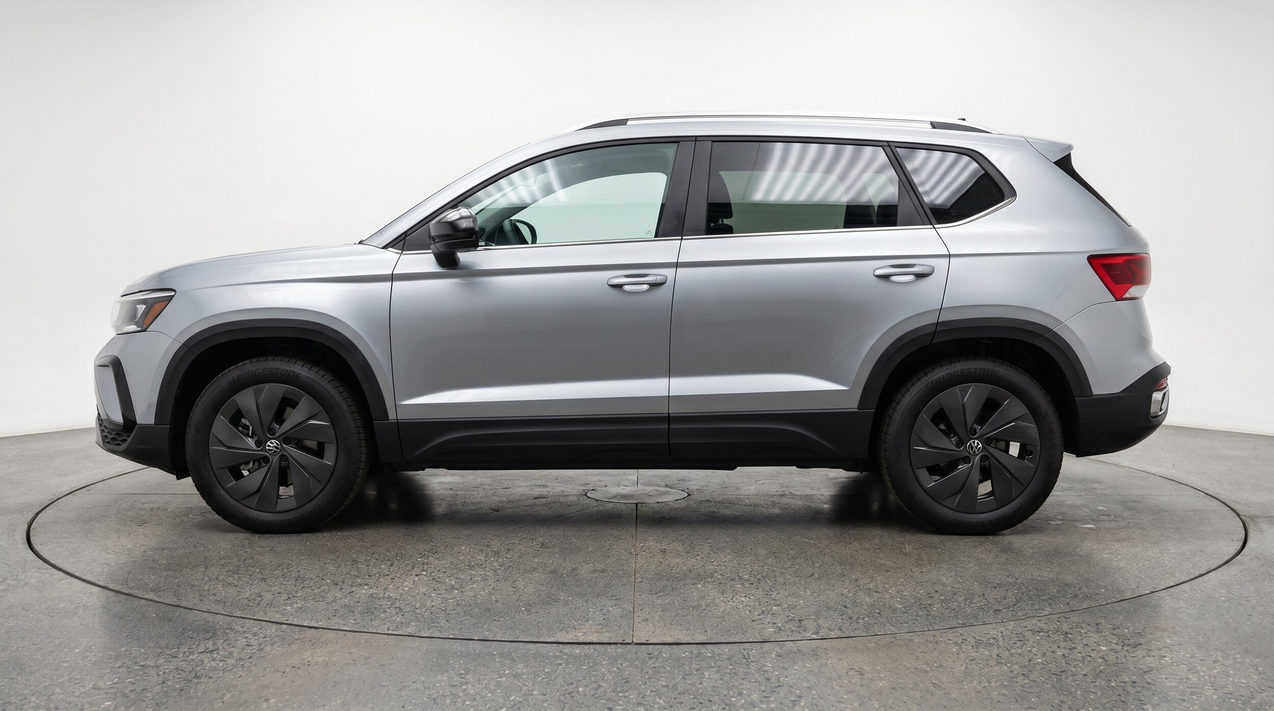 Thumbnail: 2026 Volkswagen Taos - 5