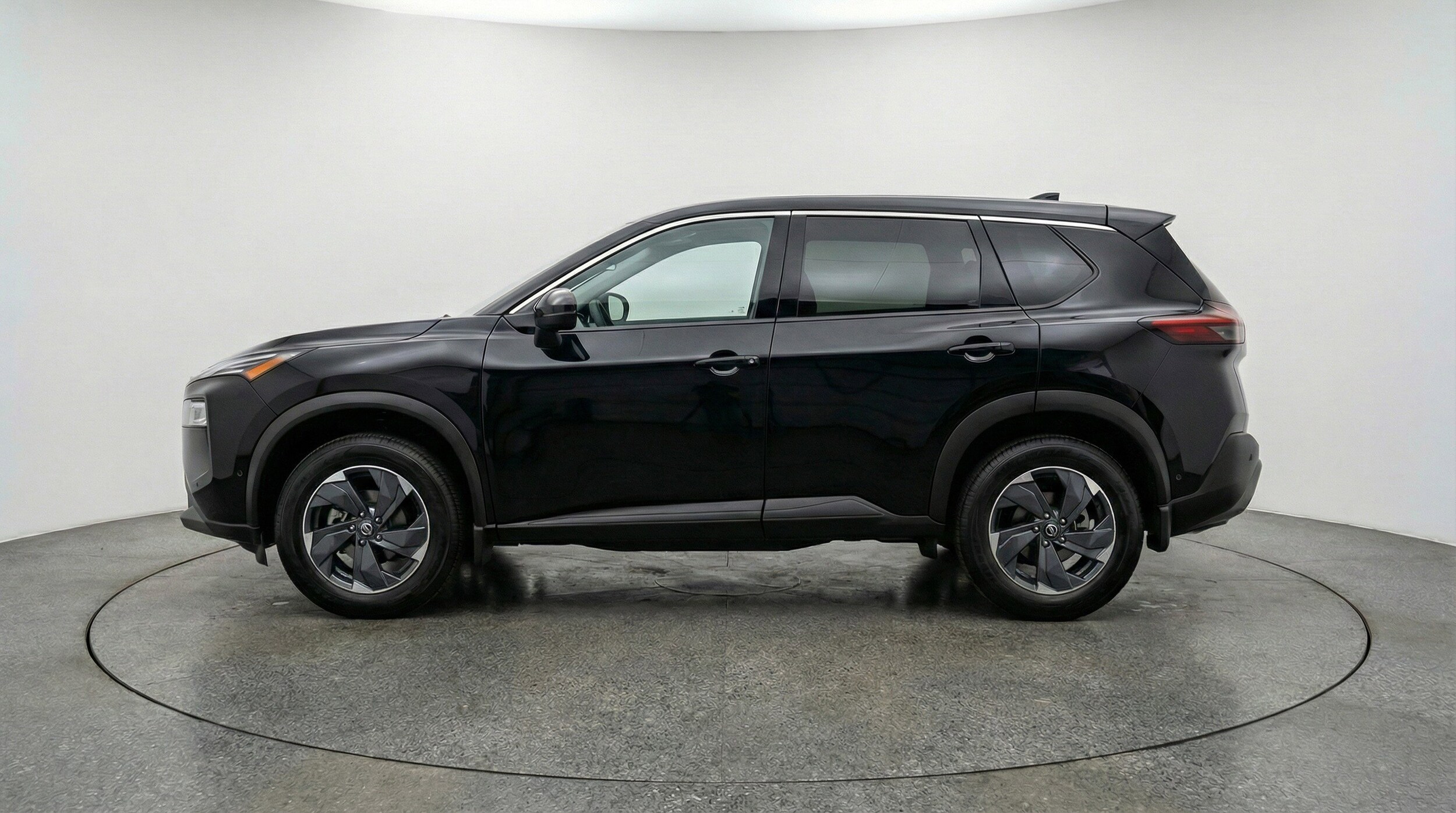 Thumbnail: 2025 Nissan Rogue - 5