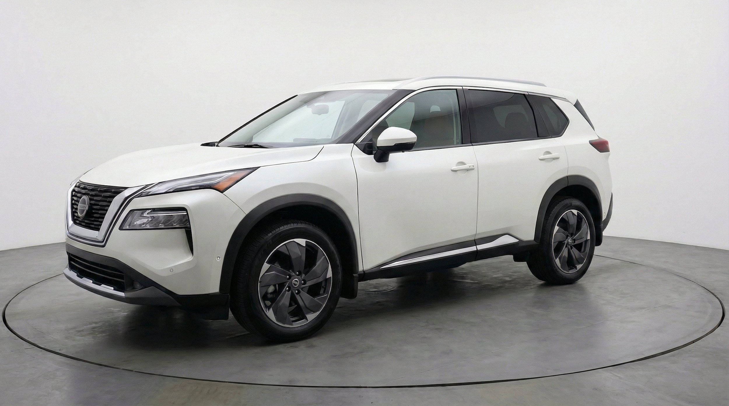 Thumbnail: 2025 Nissan Rogue - 3