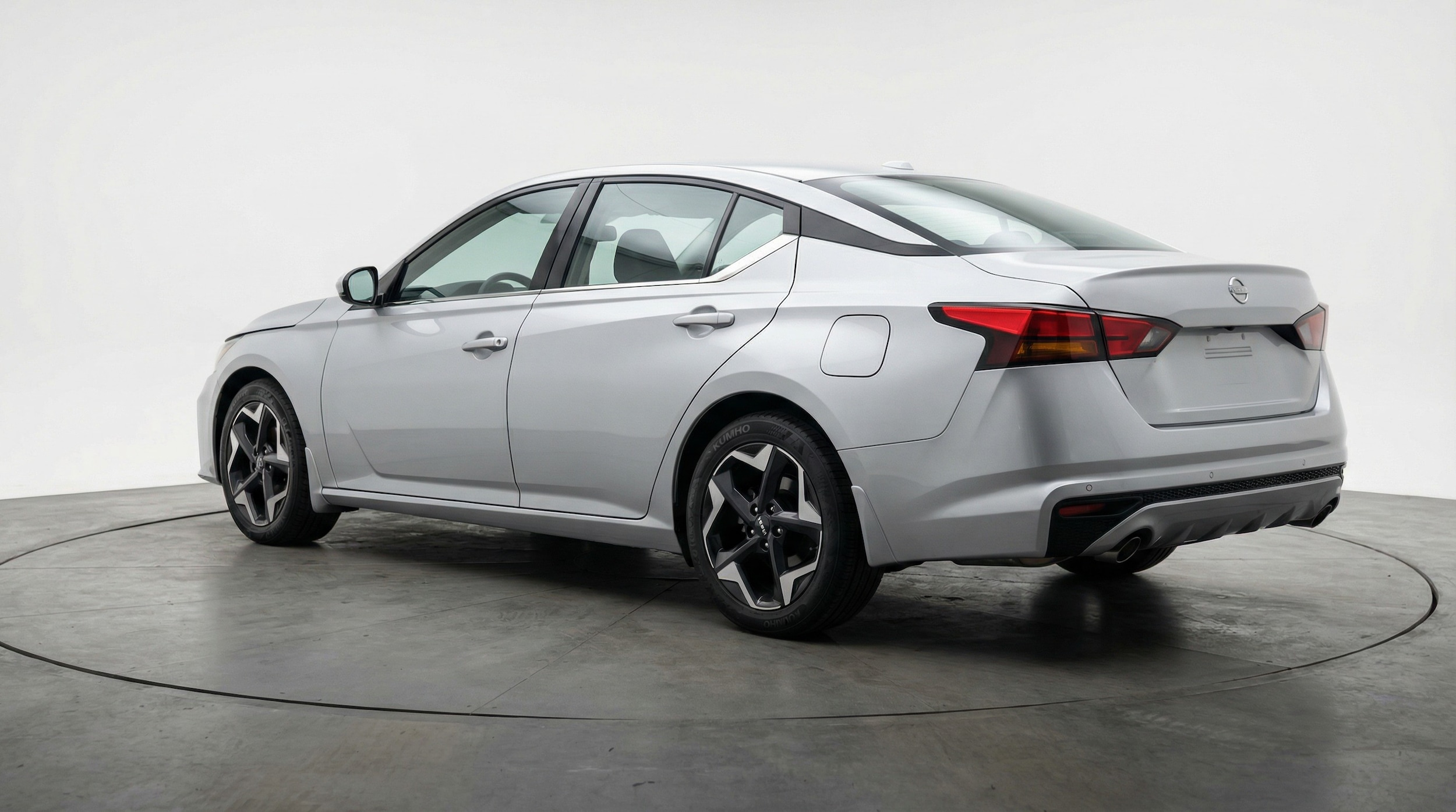 Thumbnail: 2025 Nissan Altima - 5