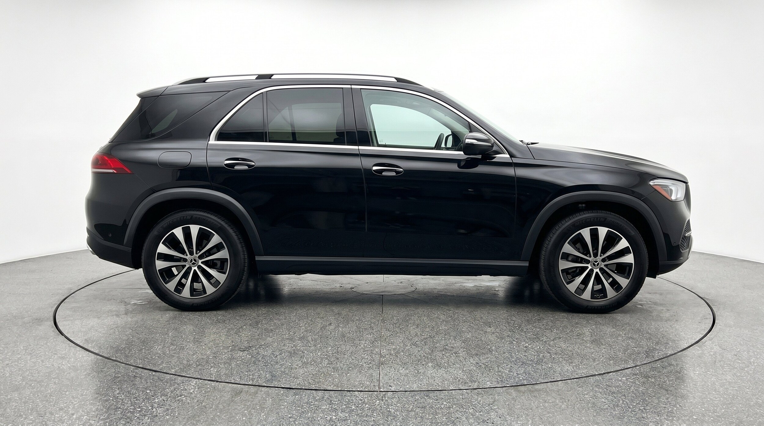Thumbnail: 2026 Mercedes-Benz GLE - 11