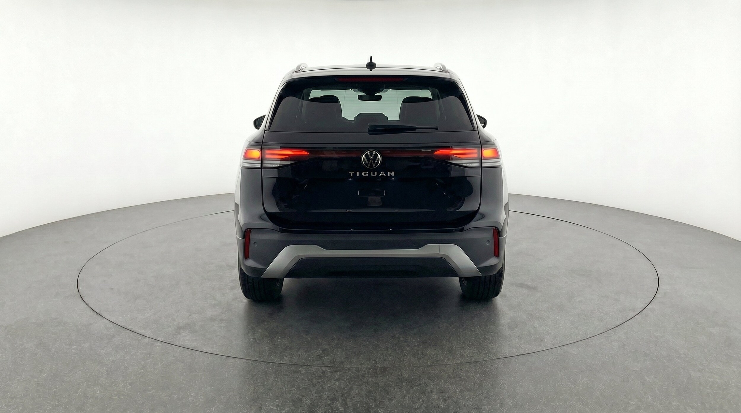 Thumbnail: 2026 Volkswagen Tiguan - 7