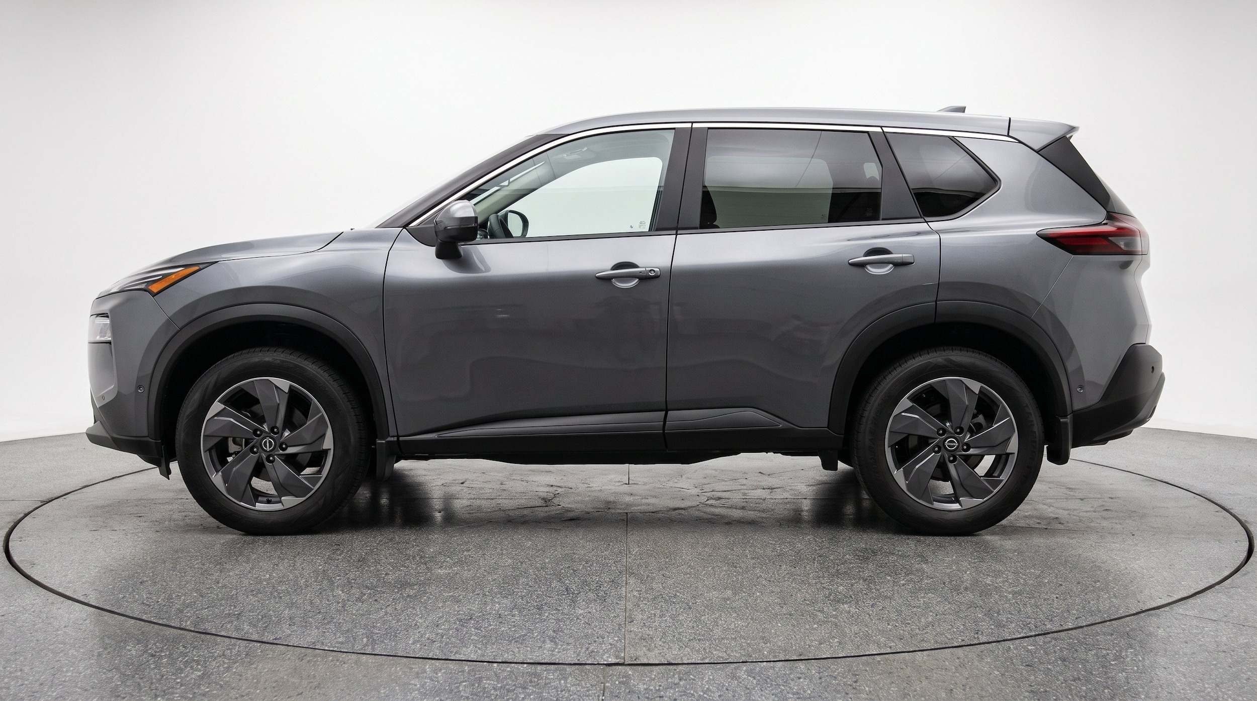 Thumbnail: 2025 Nissan Rogue - 5