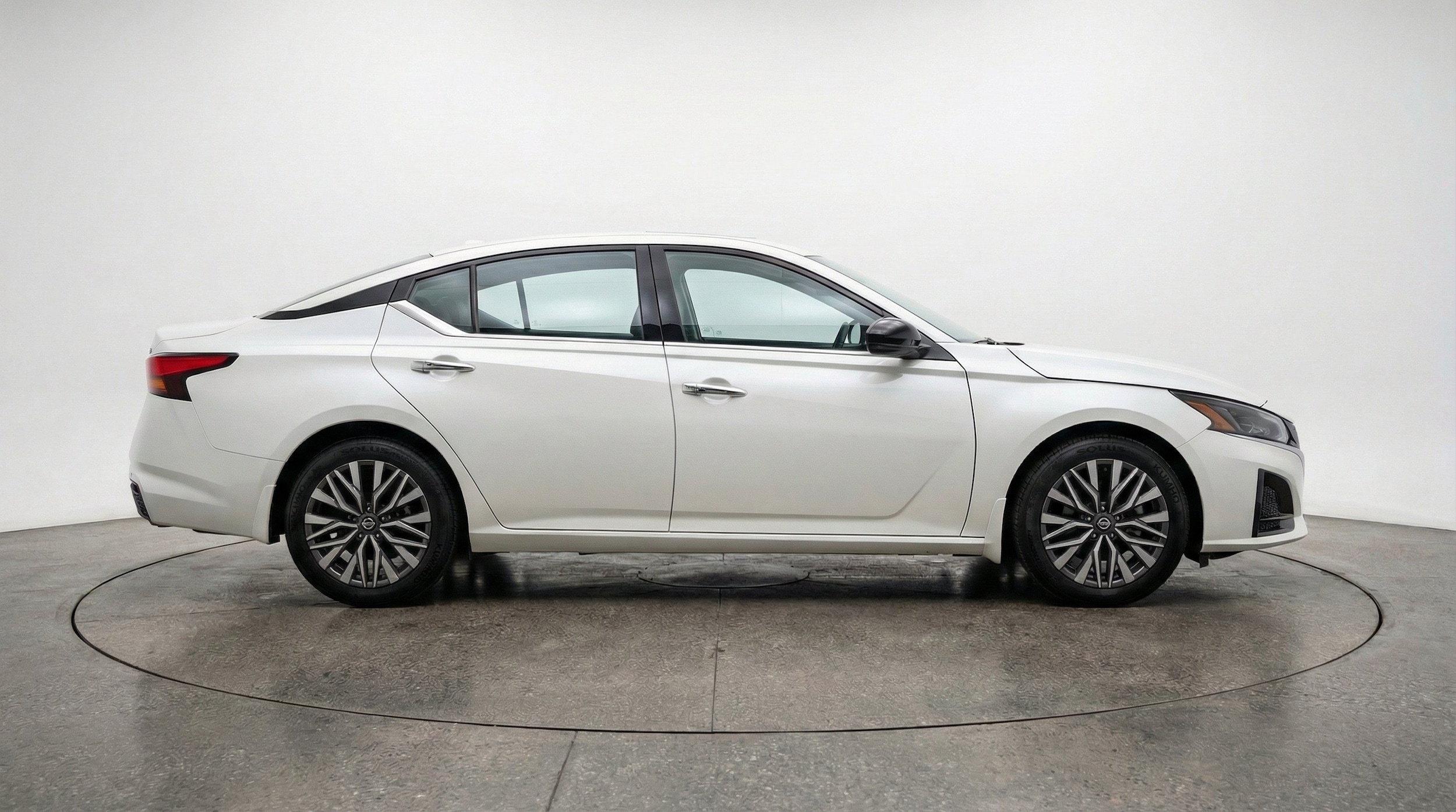 Thumbnail: 2025 Nissan Altima - 11