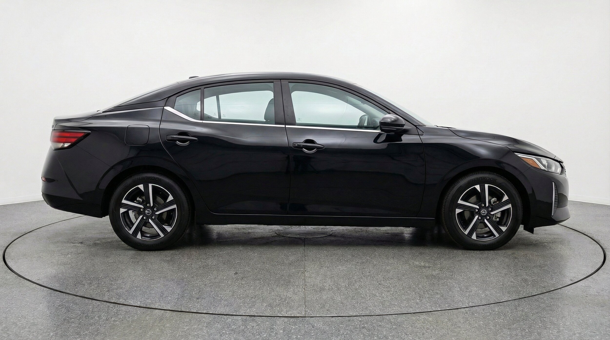 Thumbnail: 2025 Nissan Sentra - 11