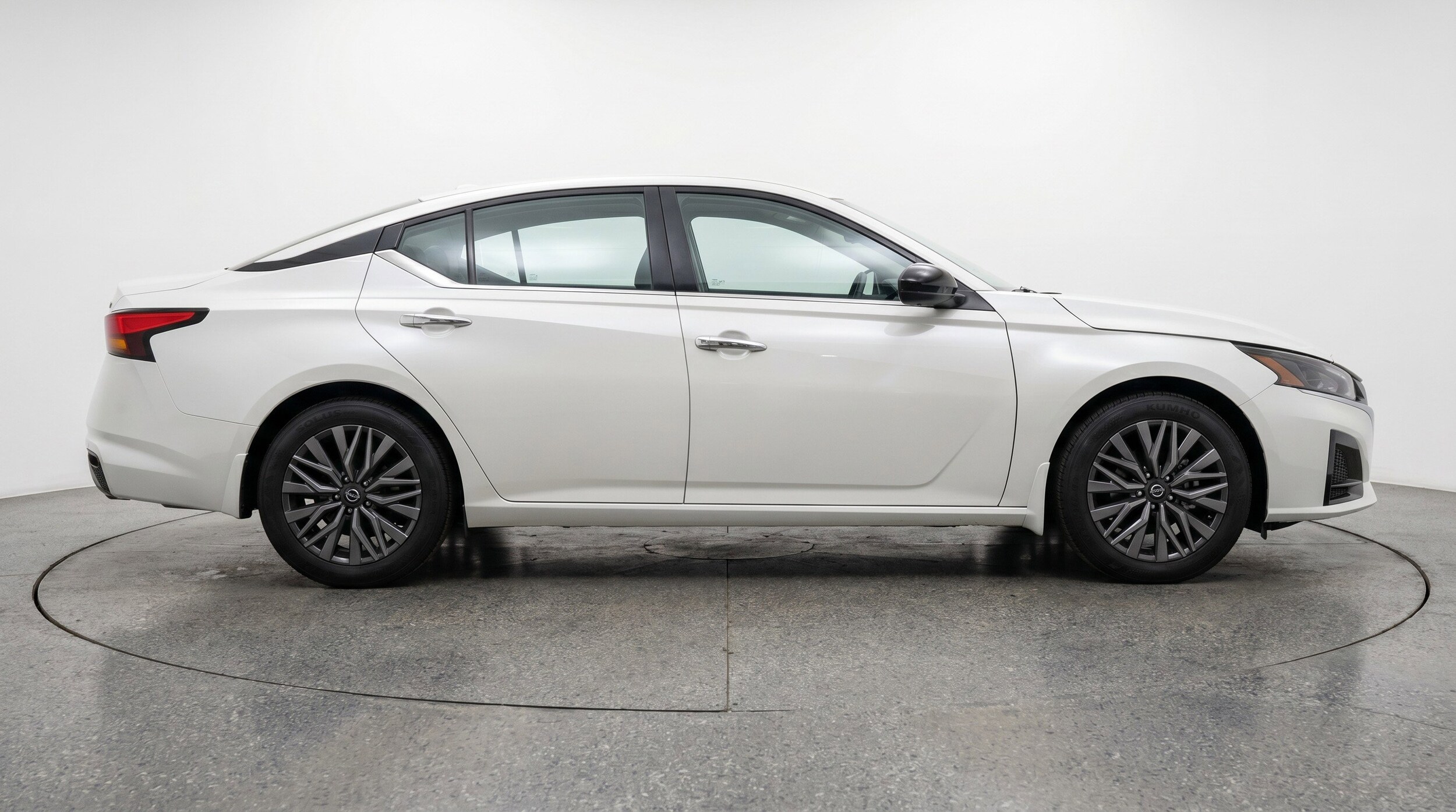 Thumbnail: 2025 Nissan Altima - 11
