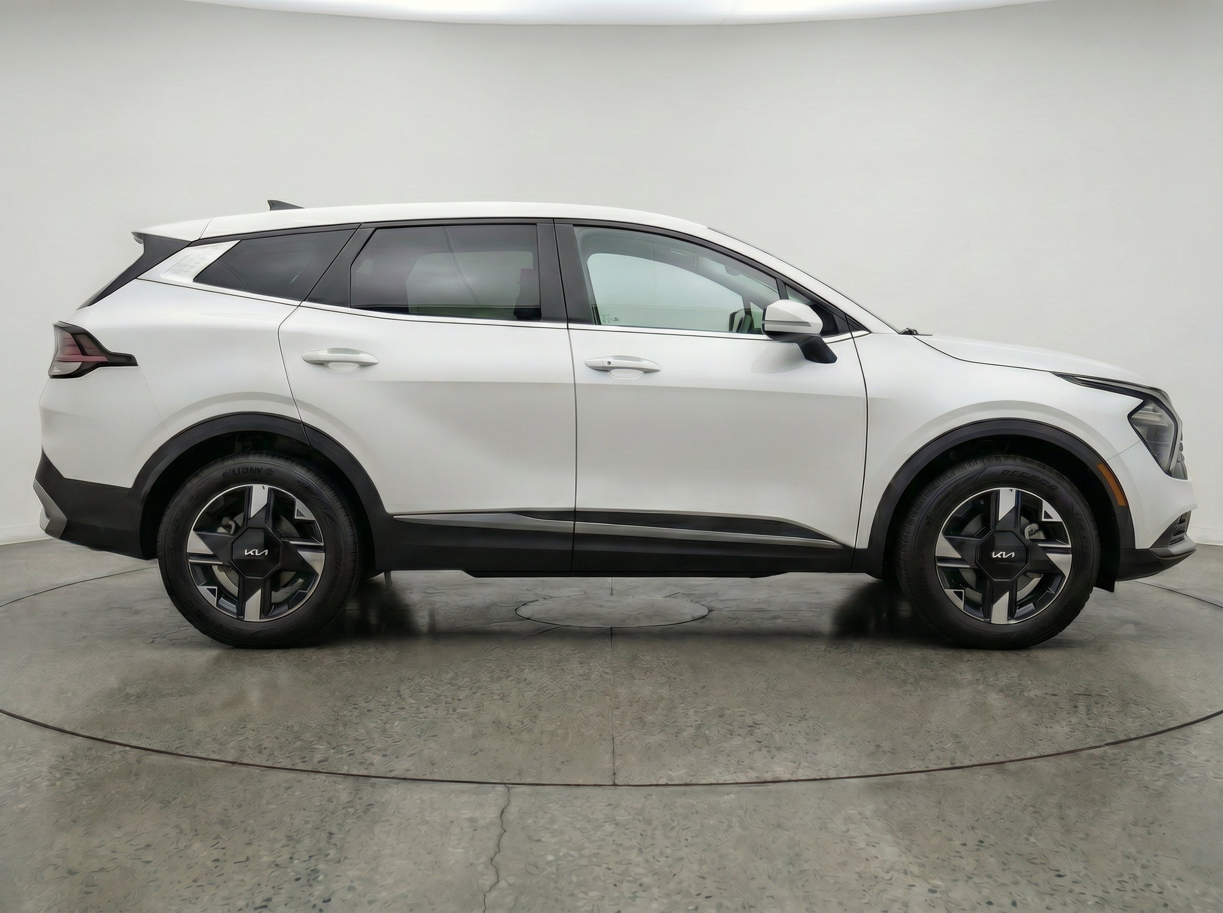 Thumbnail: 2026 Kia Sportage - 11