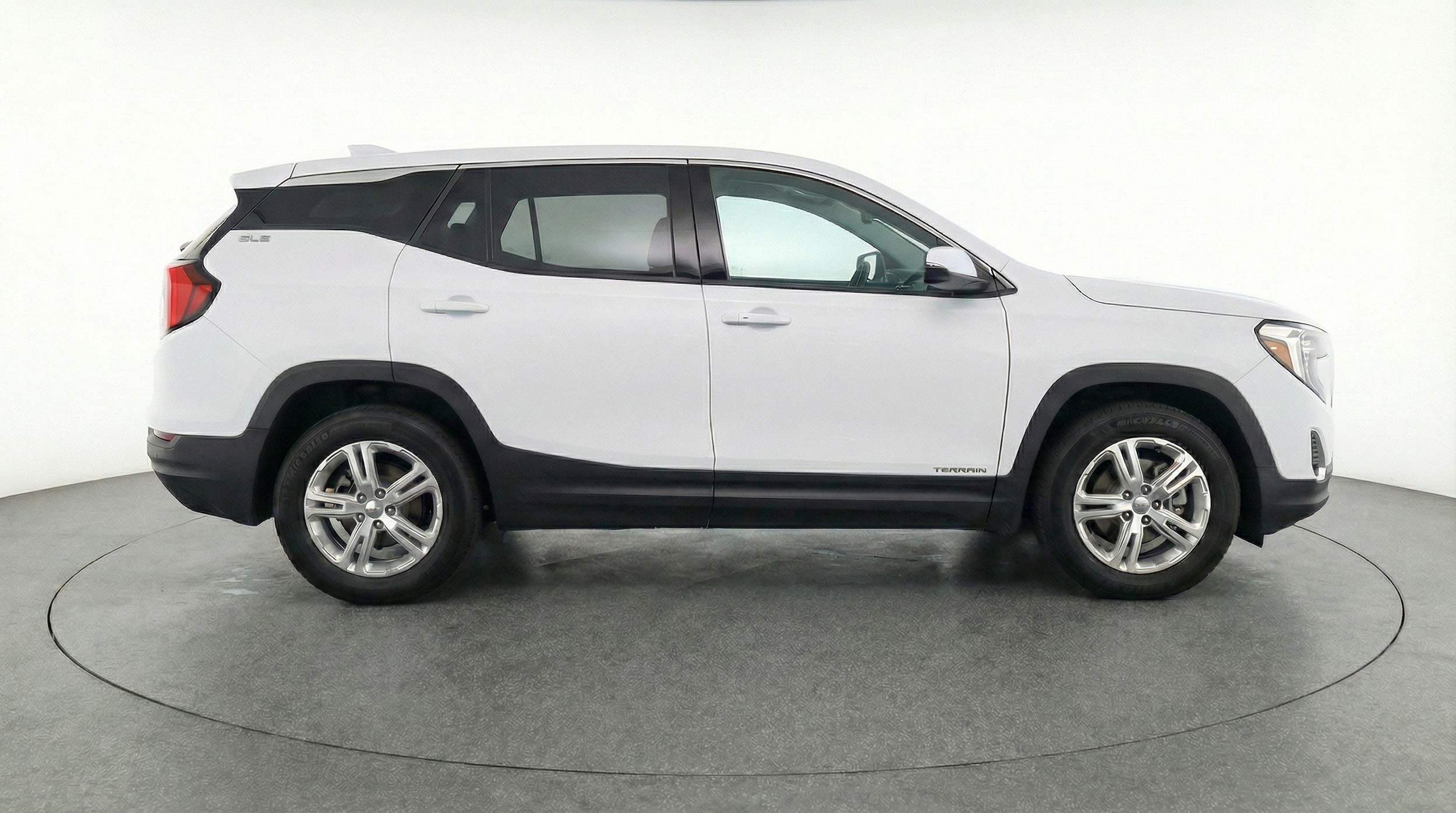 Thumbnail: 2024 GMC Terrain - 11