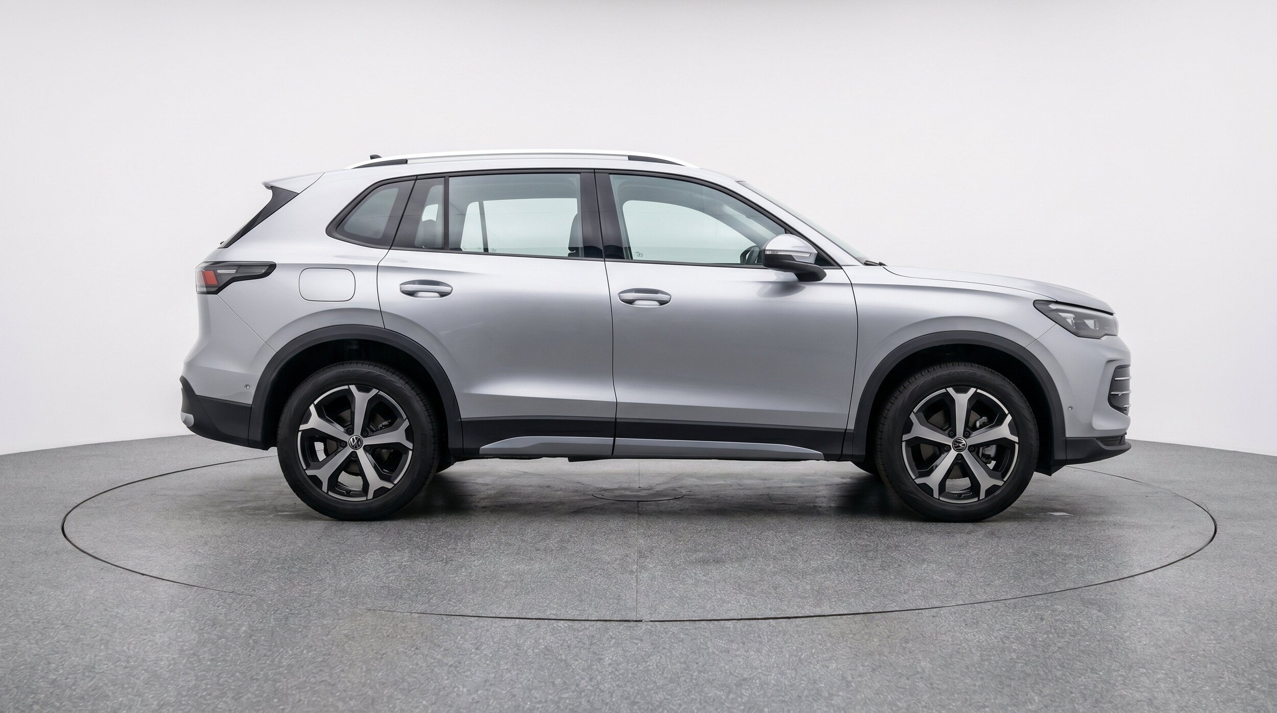 Thumbnail: 2026 Volkswagen Tiguan - 11