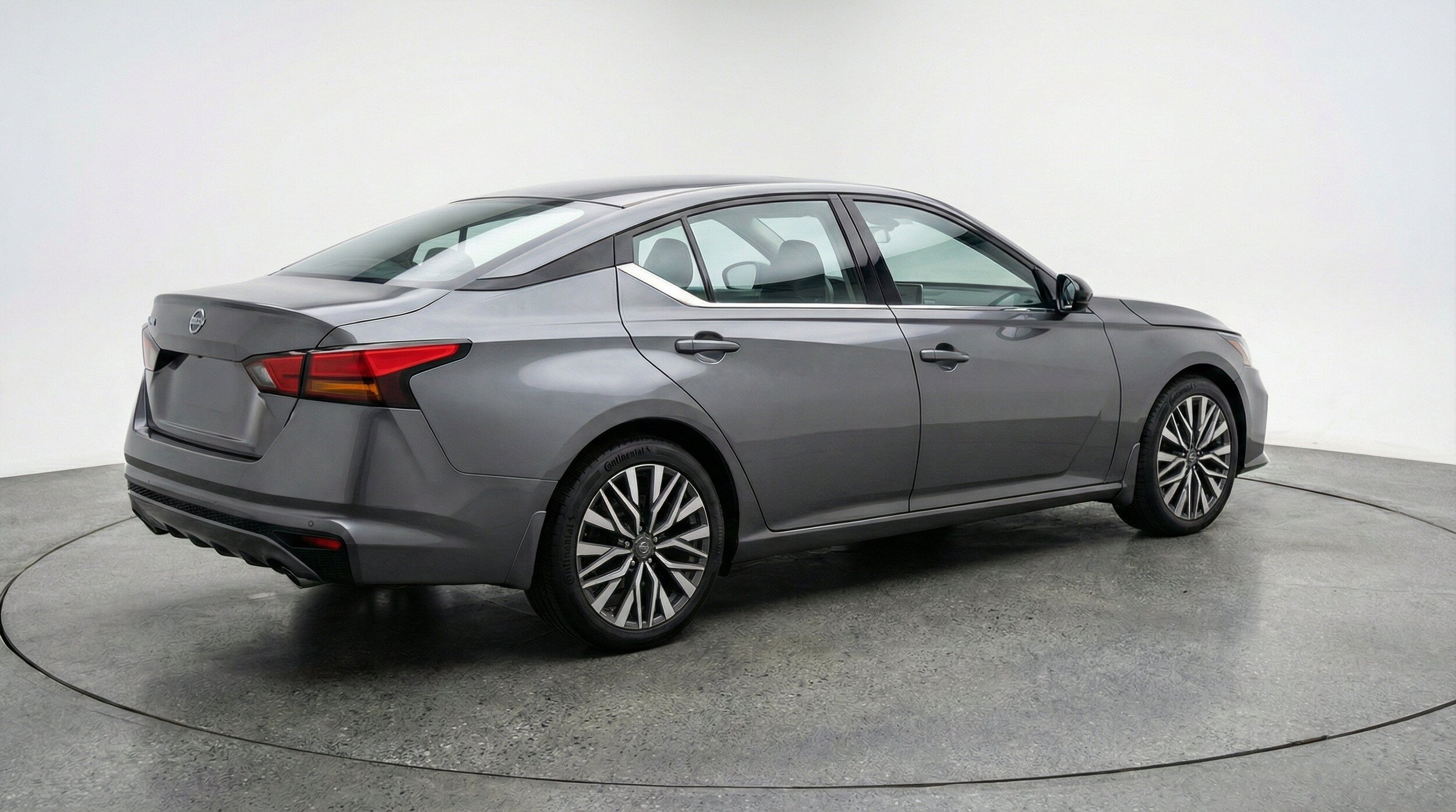 Thumbnail: 2025 Nissan Altima - 9