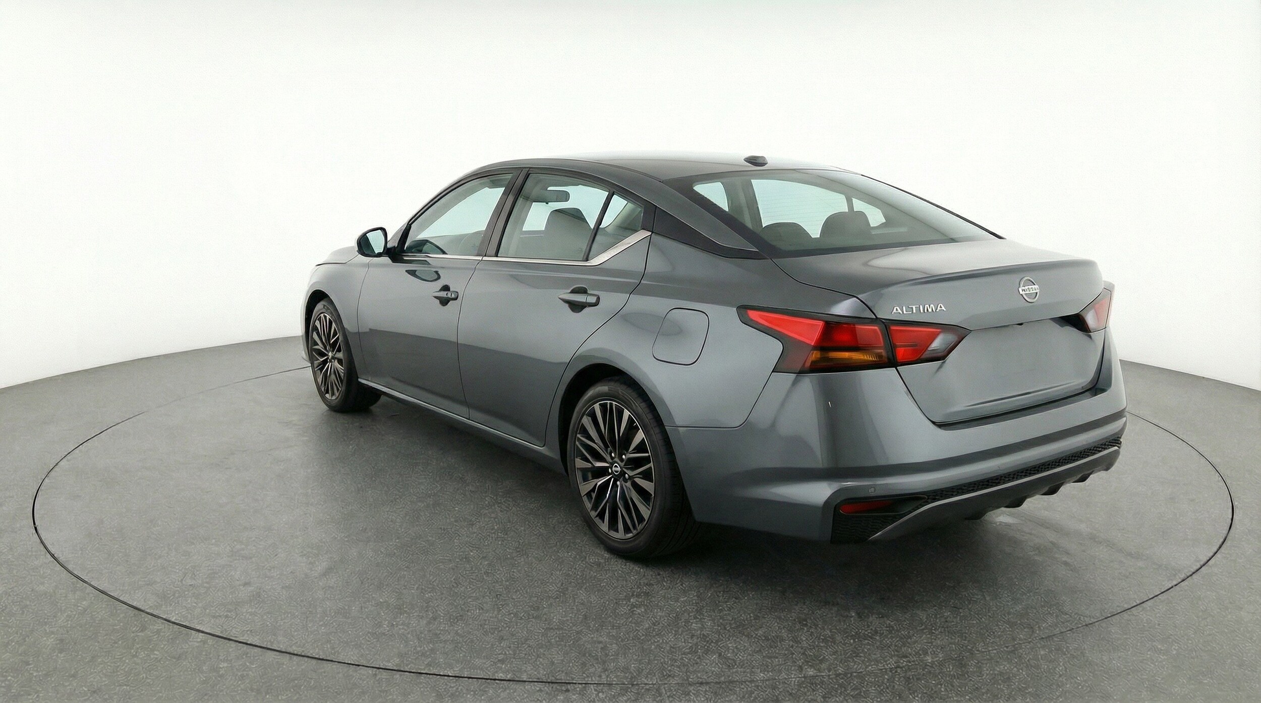 Thumbnail: 2025 Nissan Altima - 6