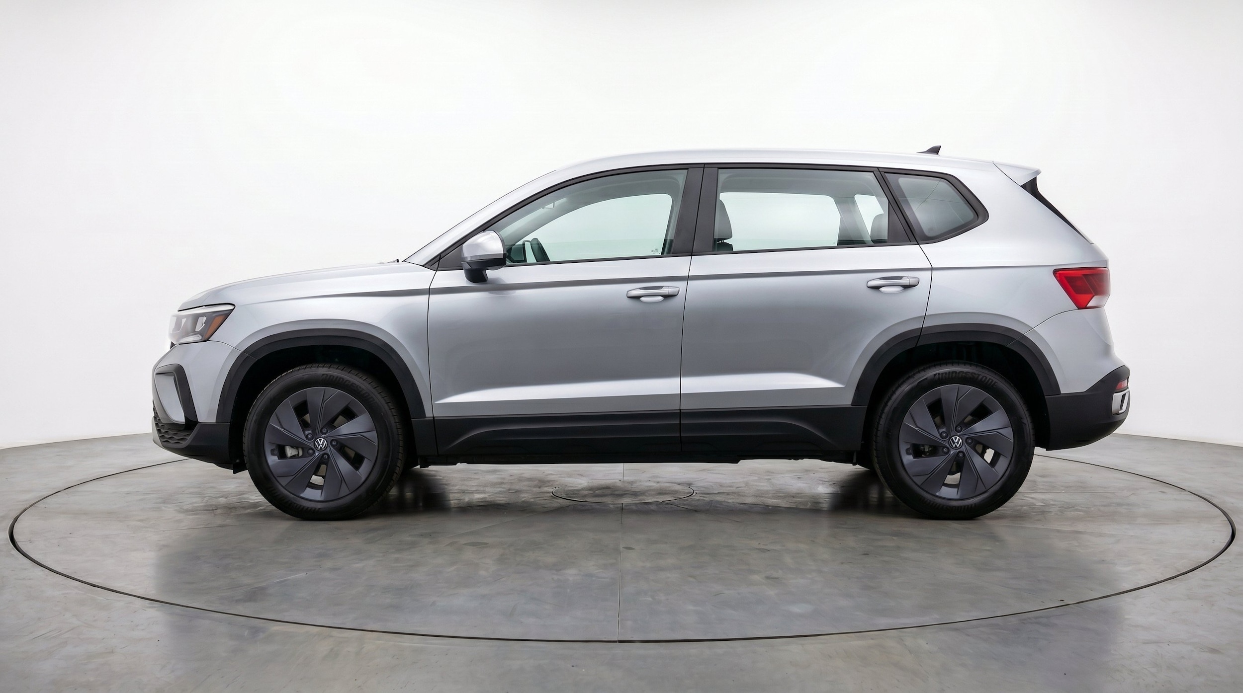 Thumbnail: 2026 Volkswagen Taos - 5