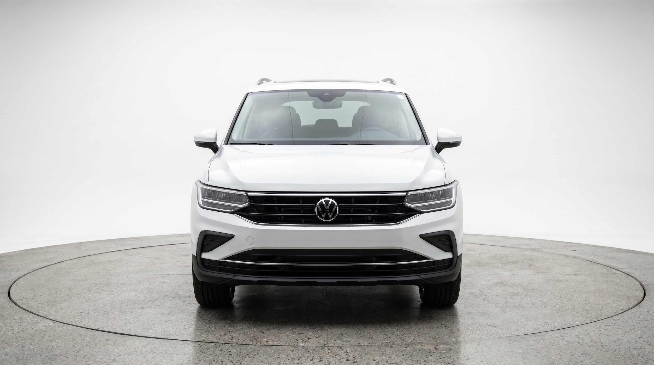 Thumbnail: 2026 Volkswagen Tiguan - 2