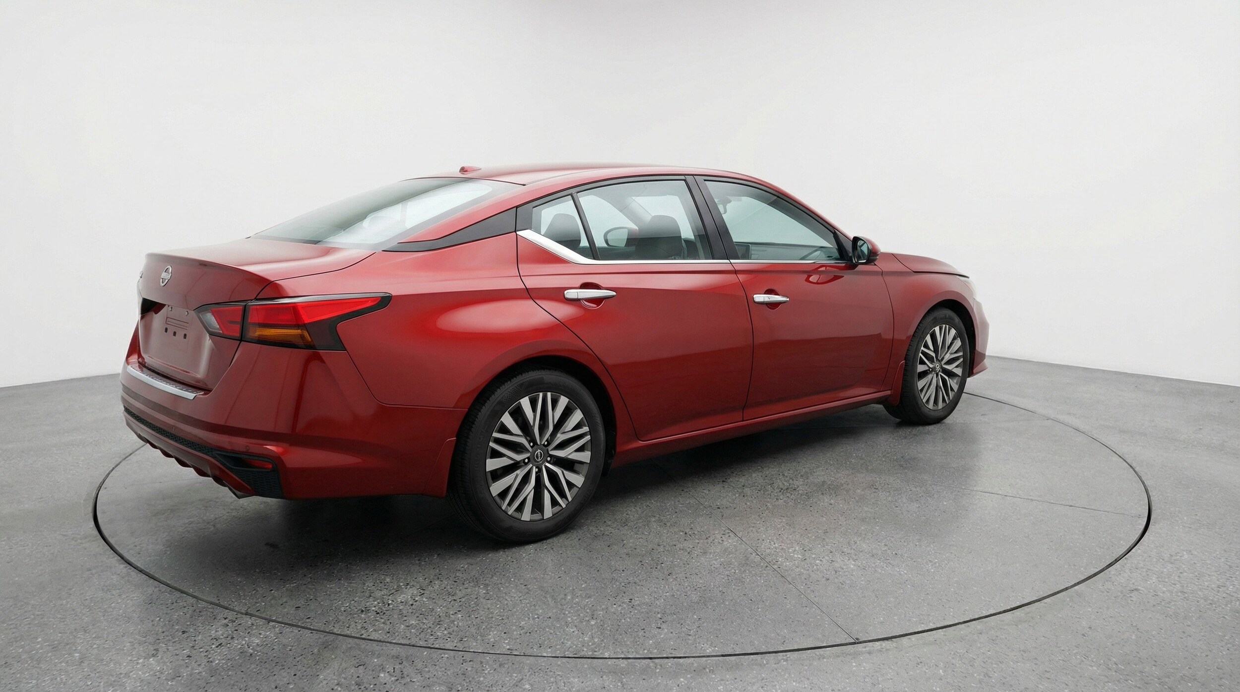 Thumbnail: 2025 Nissan Altima - 9