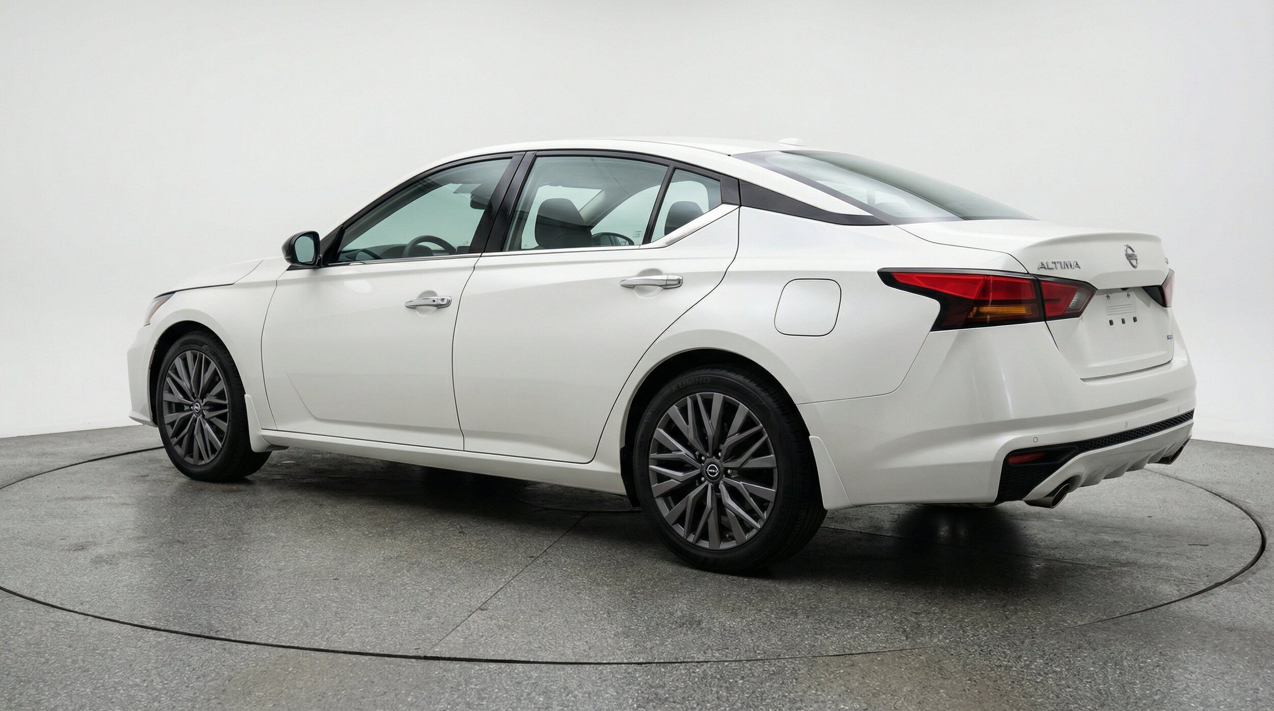 Thumbnail: 2025 Nissan Altima - 6