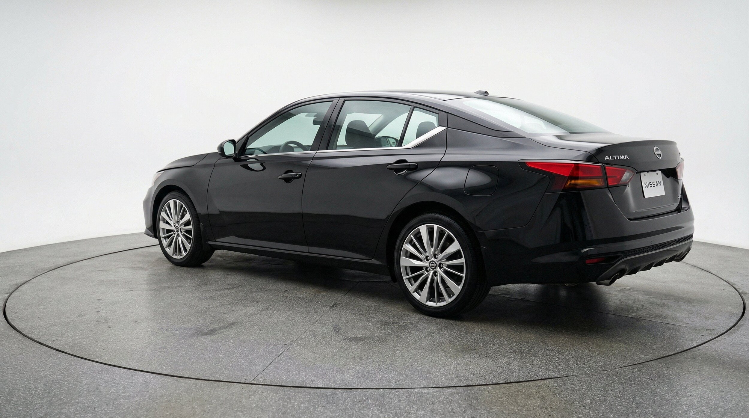 Thumbnail: 2025 Nissan Altima - 6