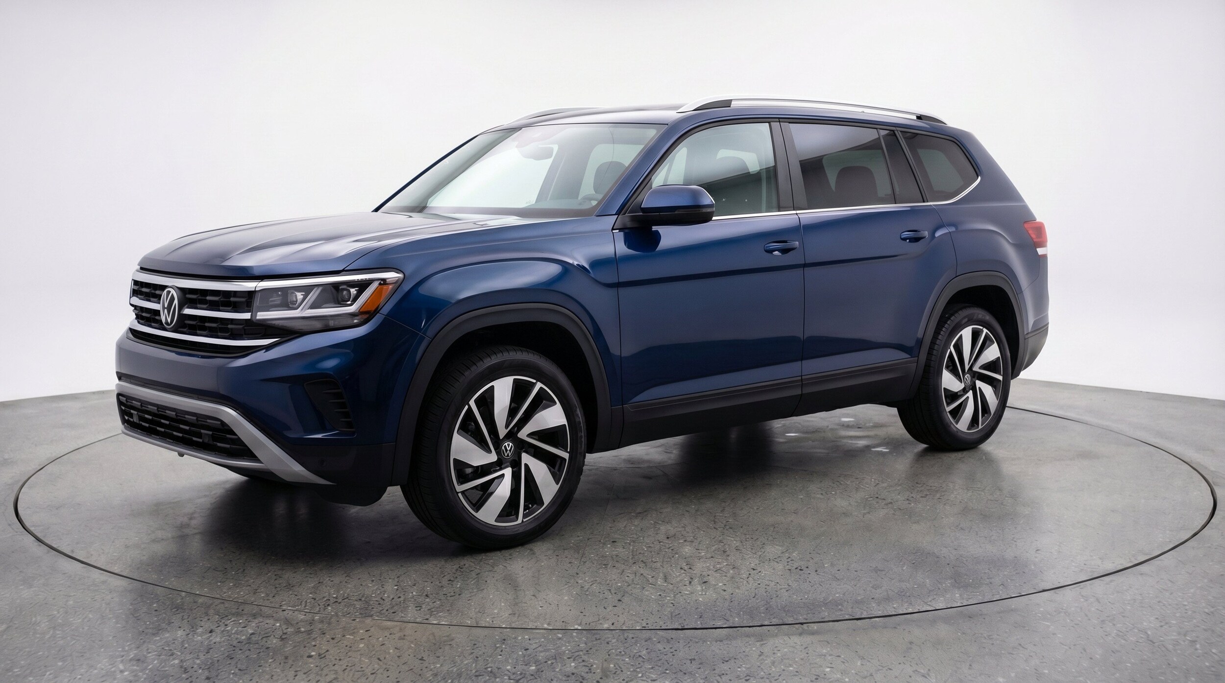 Thumbnail: 2026 Volkswagen Atlas - 3