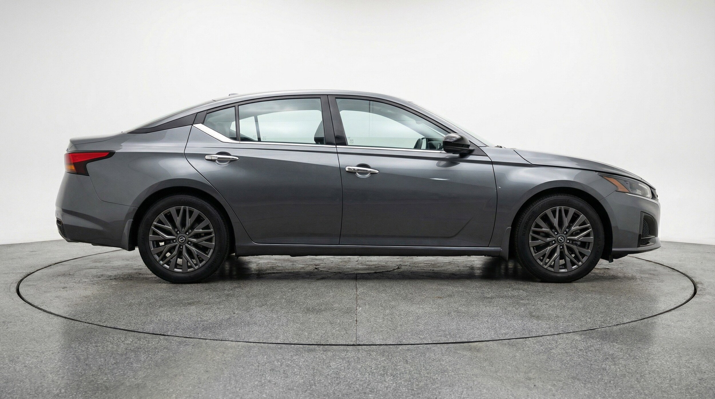 Thumbnail: 2025 Nissan Altima - 11