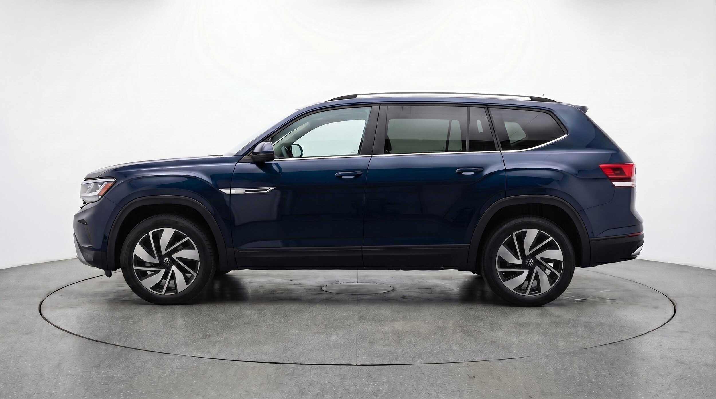 Thumbnail: 2026 Volkswagen Atlas - 5