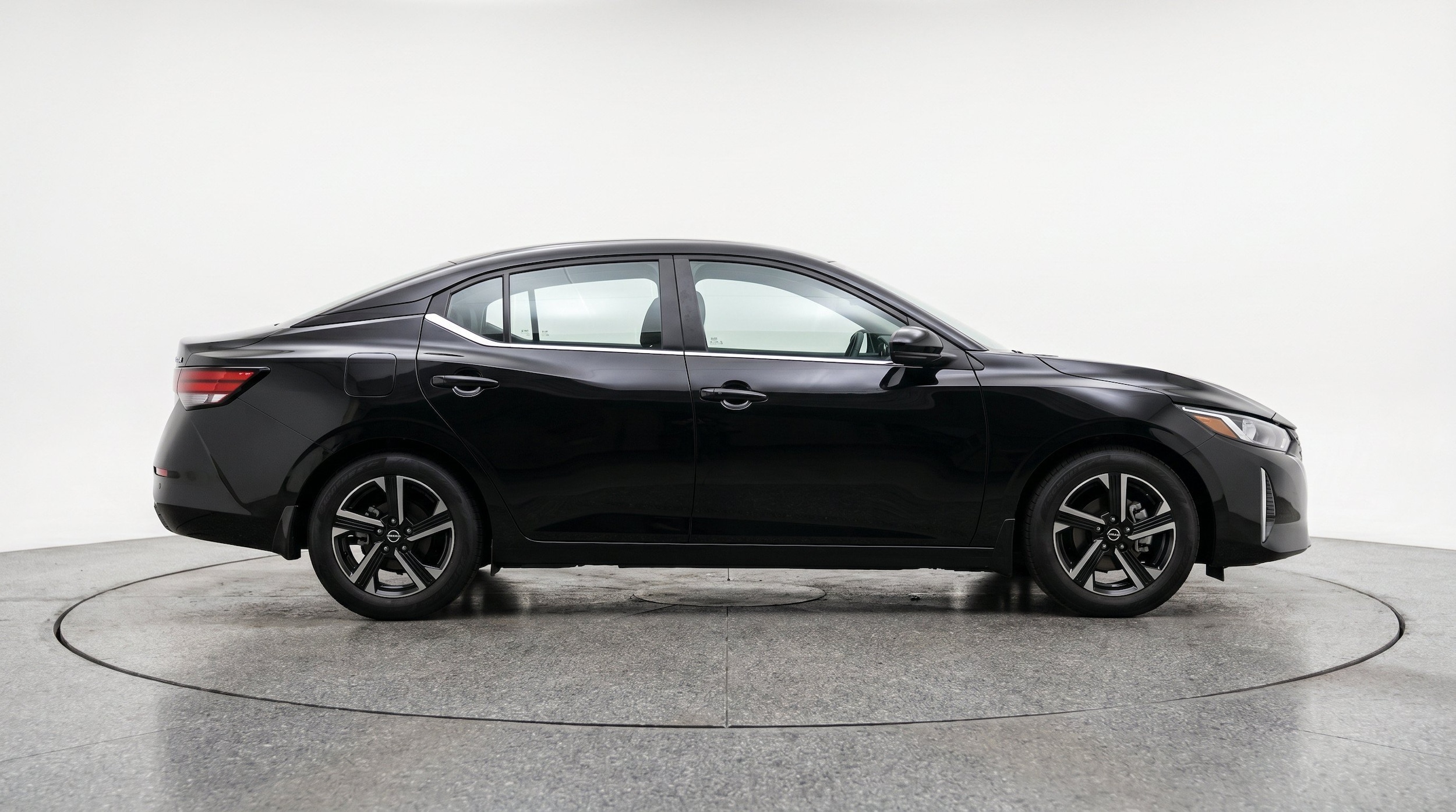 Thumbnail: 2025 Nissan Sentra - 11