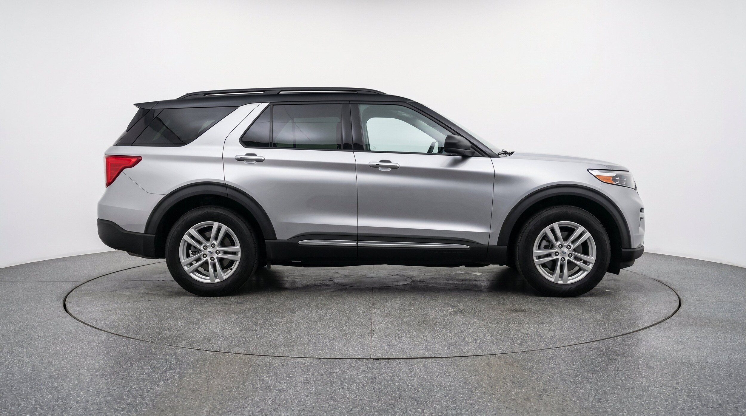 Thumbnail: 2024 Ford Explorer - 10