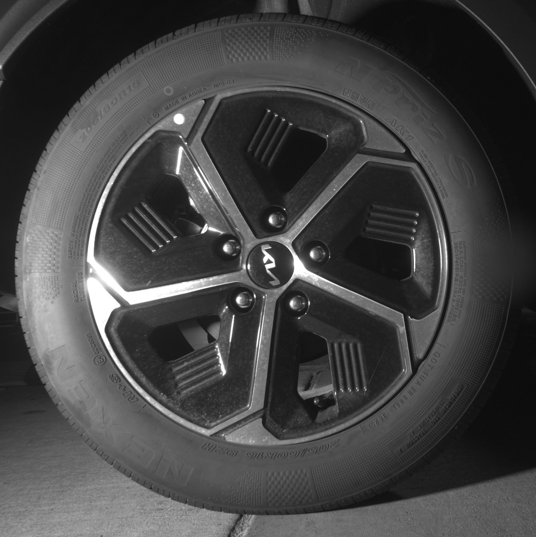 Thumbnail: 2026 Kia Niro - 15