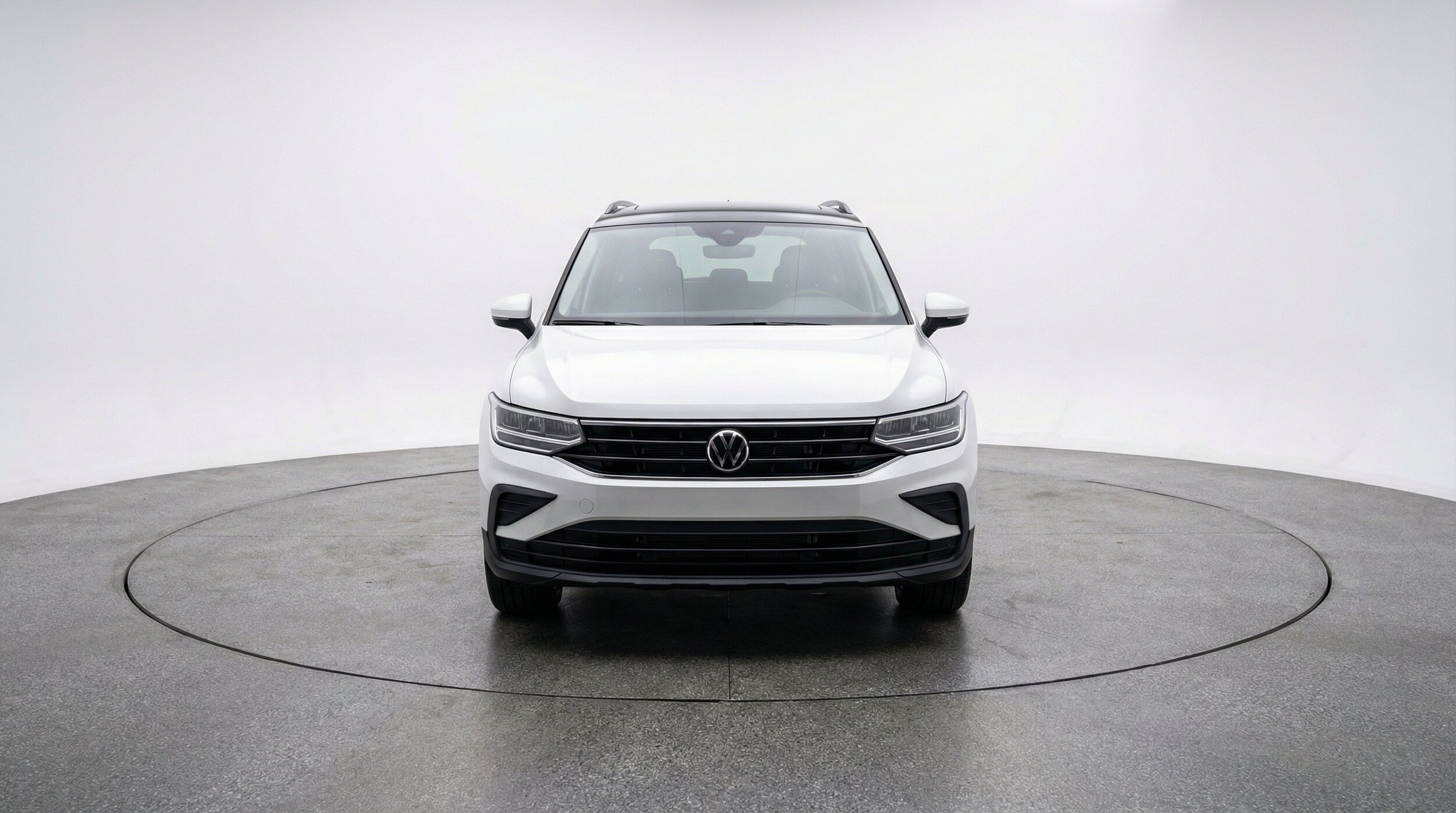 Thumbnail: 2026 Volkswagen Tiguan - 2