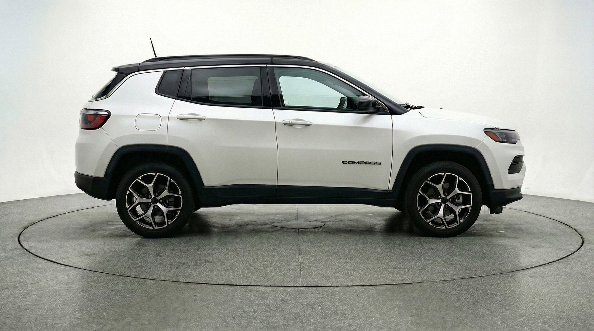 Thumbnail: 2025 Jeep Compass - 11