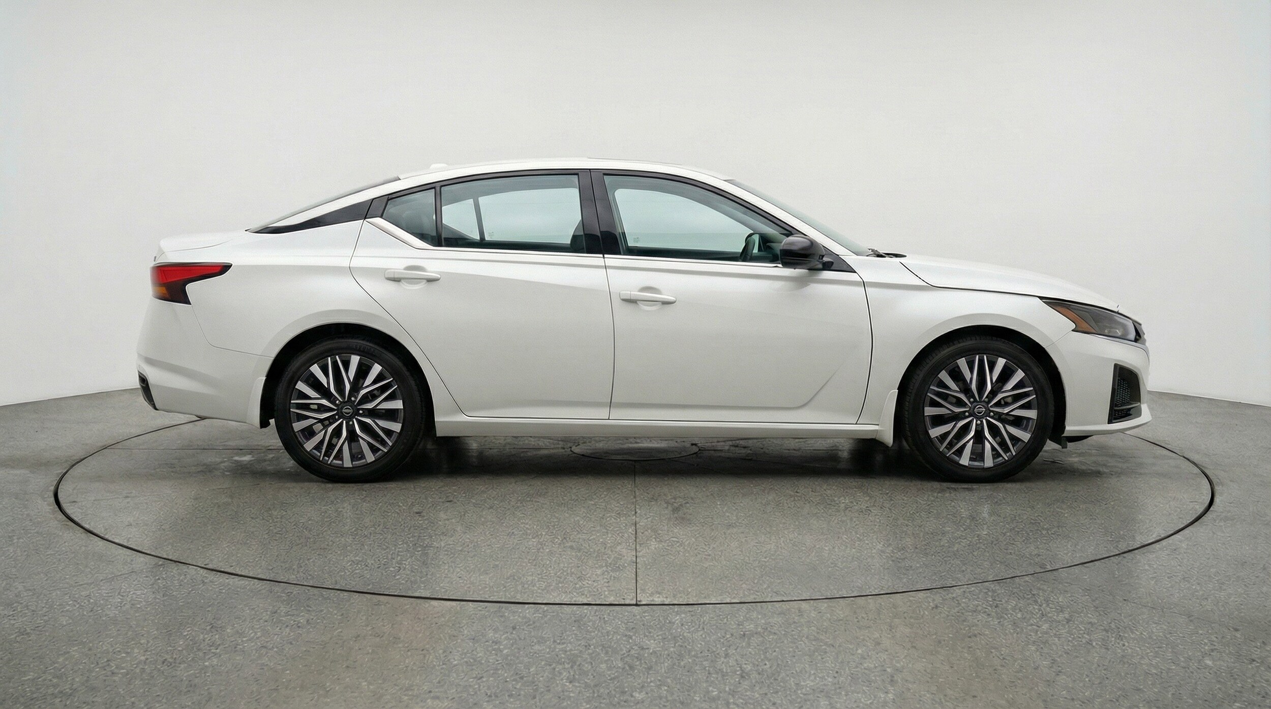 Thumbnail: 2025 Nissan Altima - 11