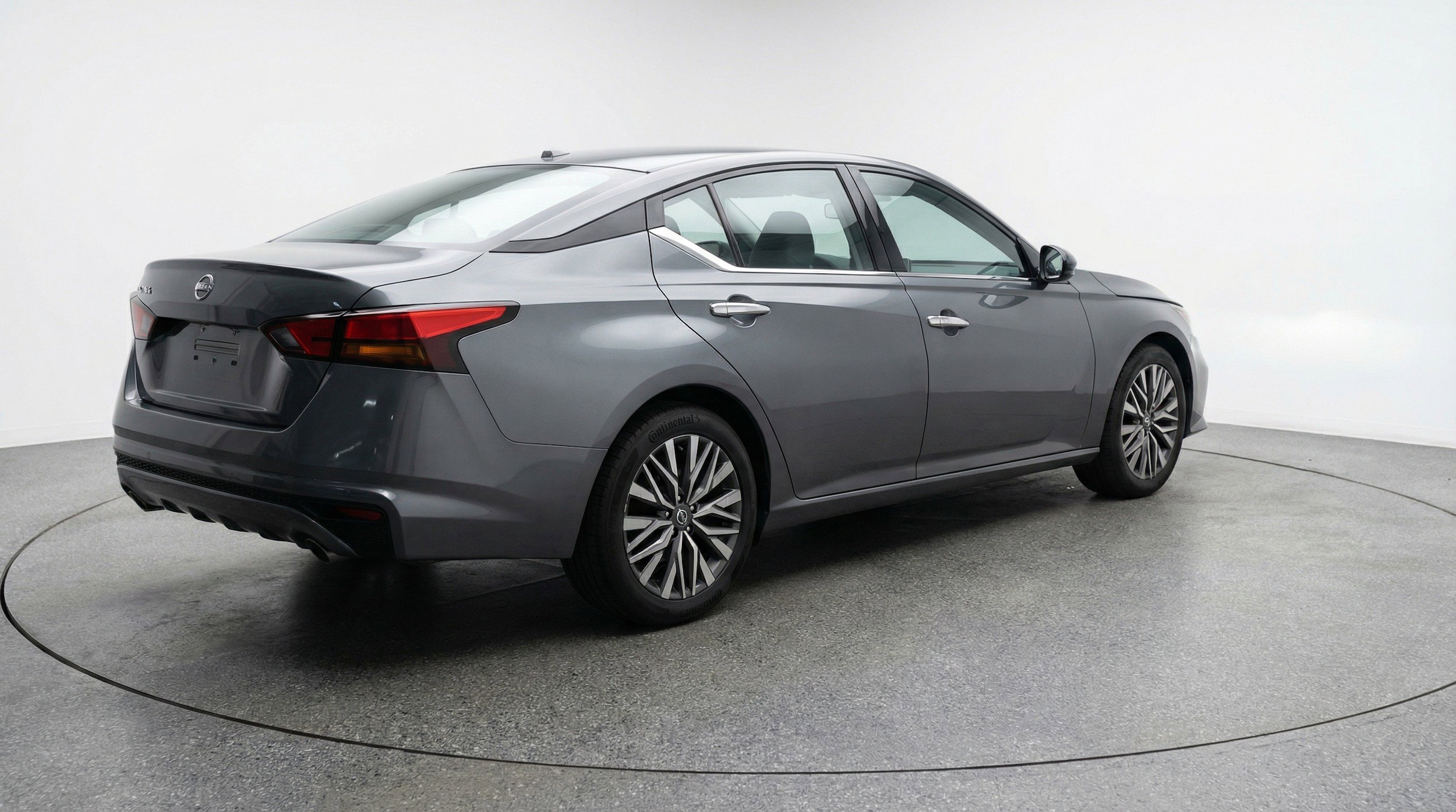 Thumbnail: 2025 Nissan Altima - 9