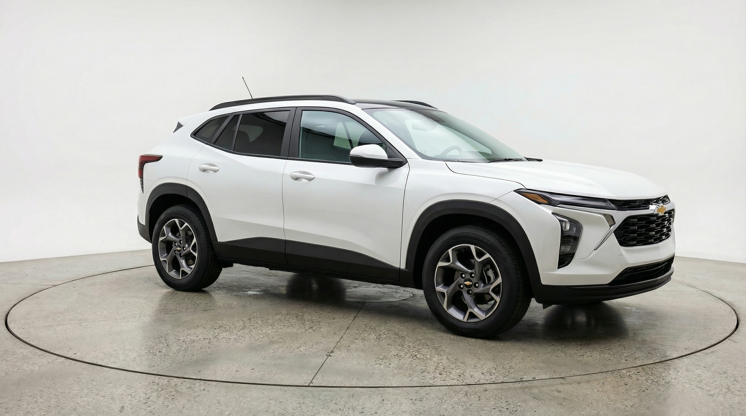 Thumbnail: 2025 Chevrolet Trax - 1