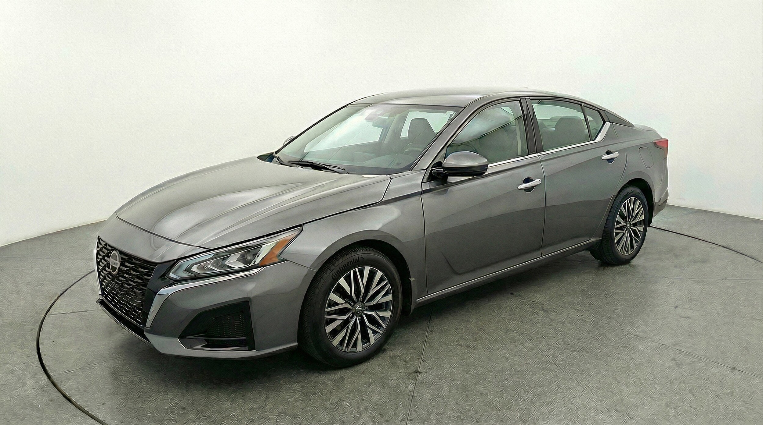 Thumbnail: 2025 Nissan Altima - 3