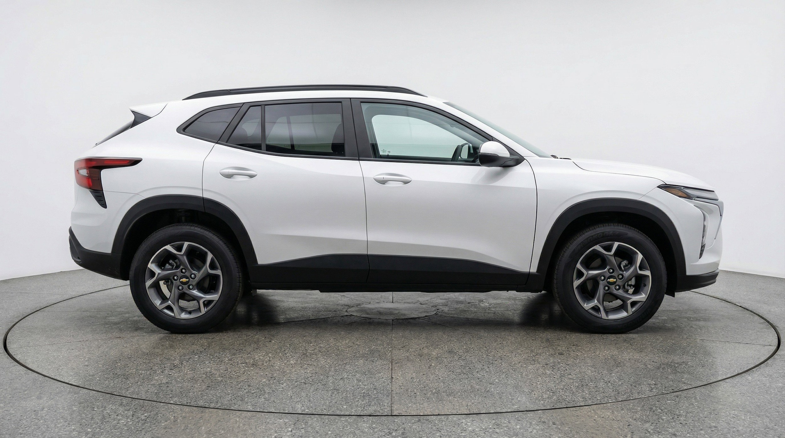 Thumbnail: 2025 Chevrolet Trax - 11