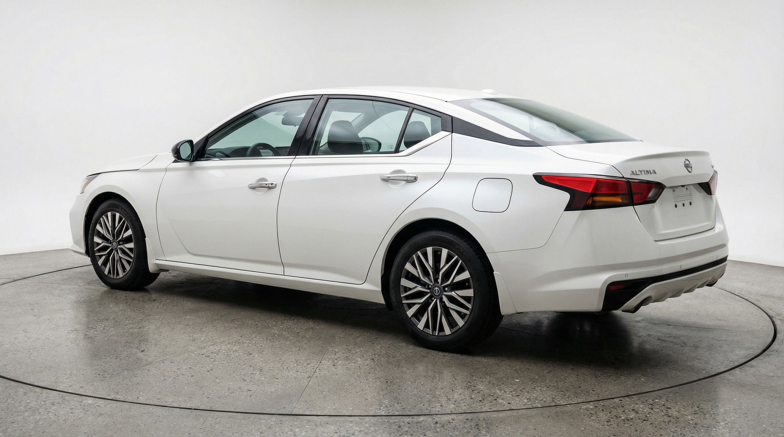 Thumbnail: 2025 Nissan Altima - 6