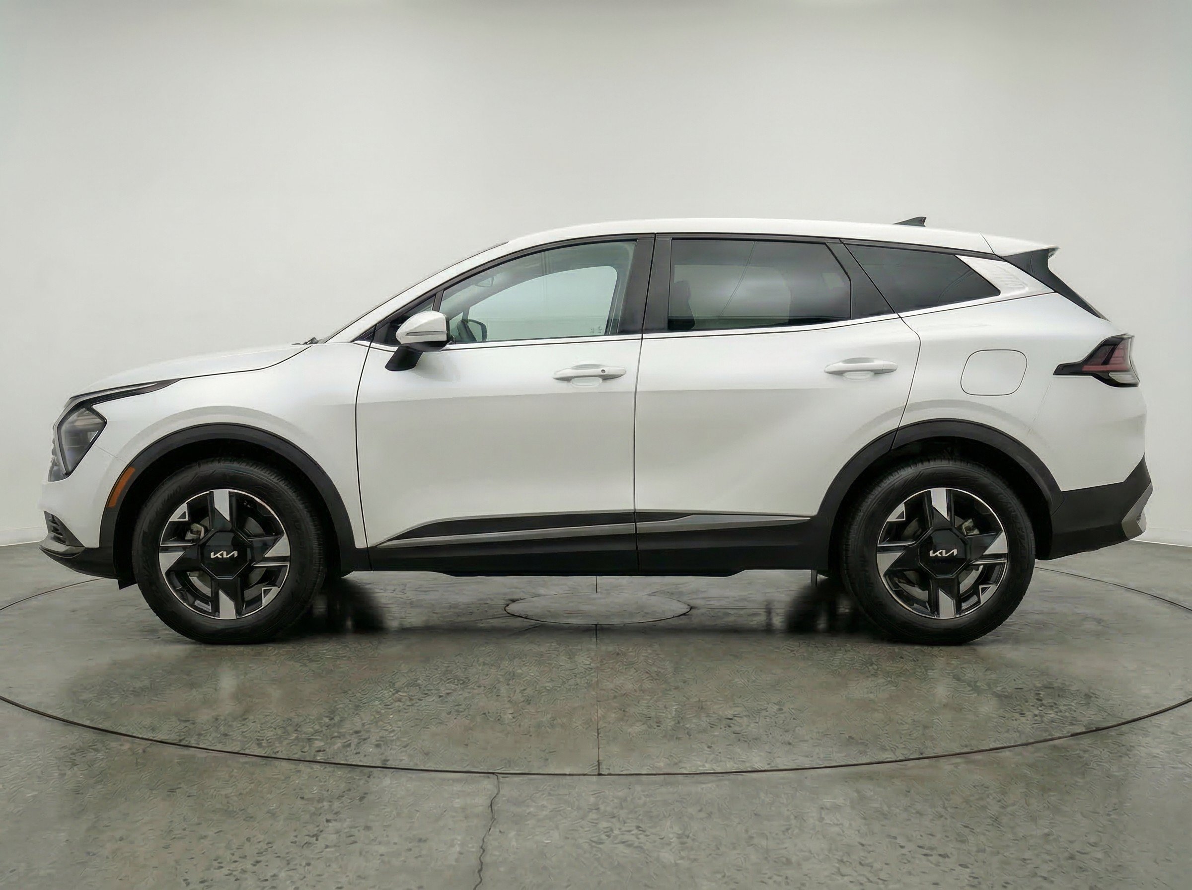 Thumbnail: 2026 Kia Sportage - 5
