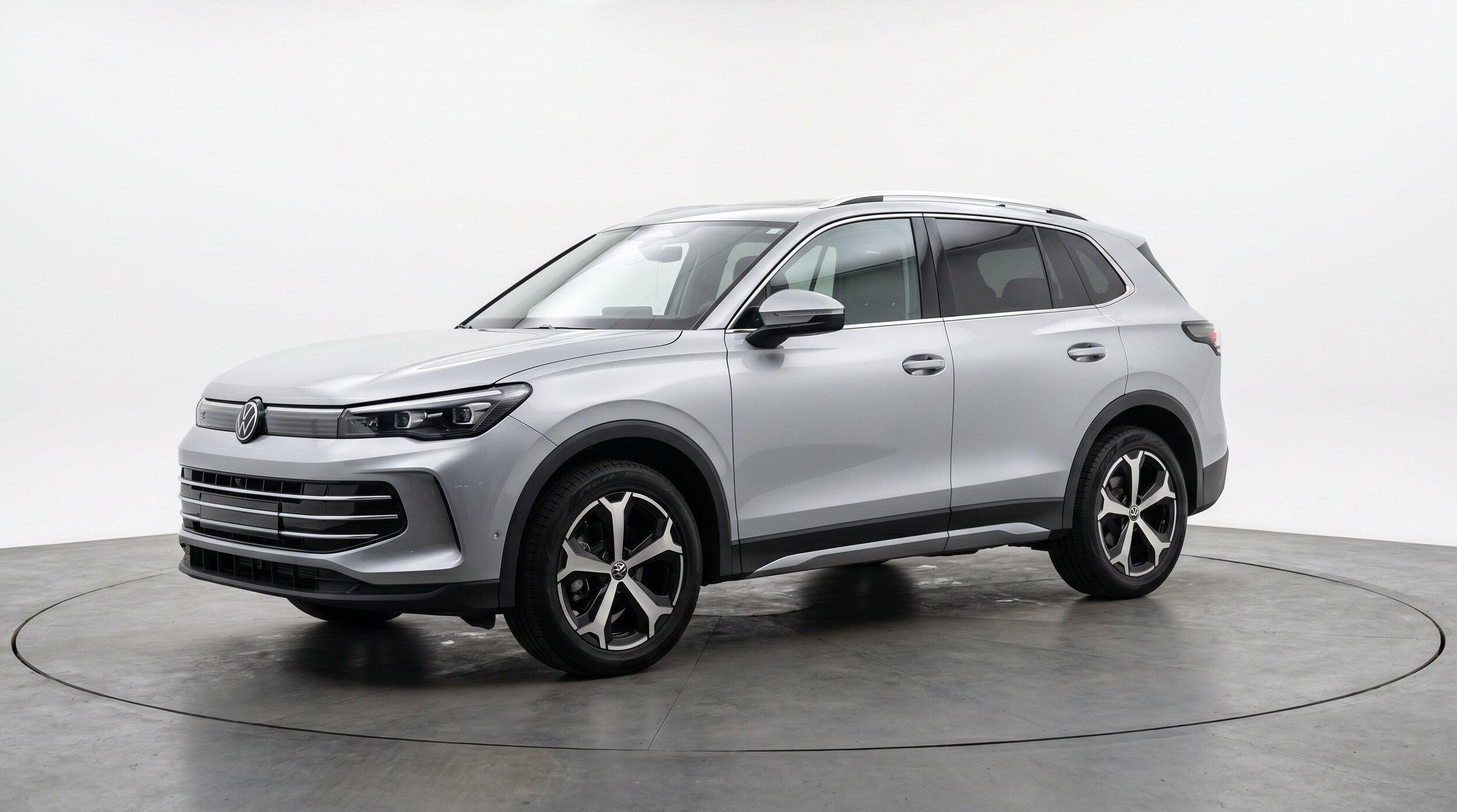 Thumbnail: 2026 Volkswagen Tiguan - 3