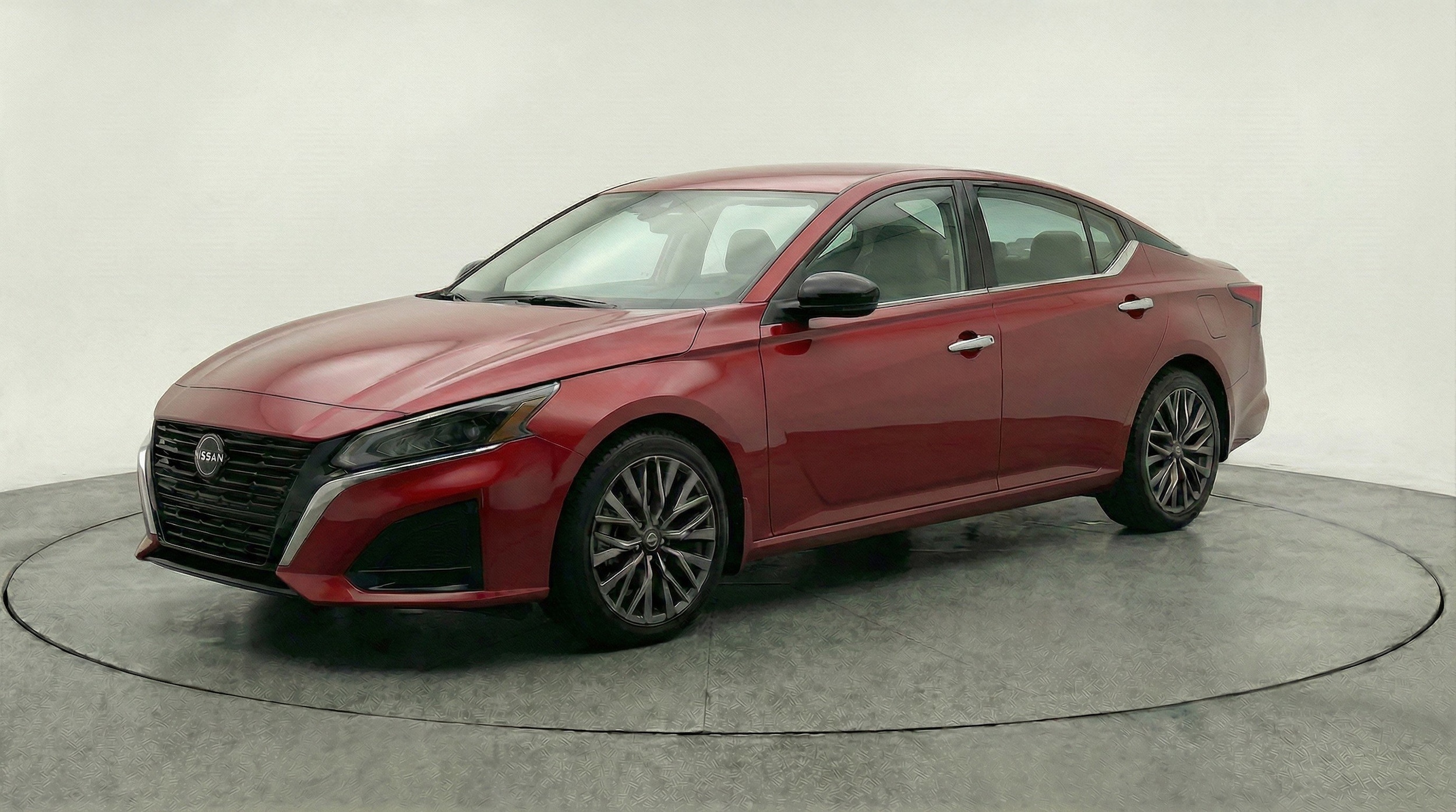 Thumbnail: 2025 Nissan Altima - 3