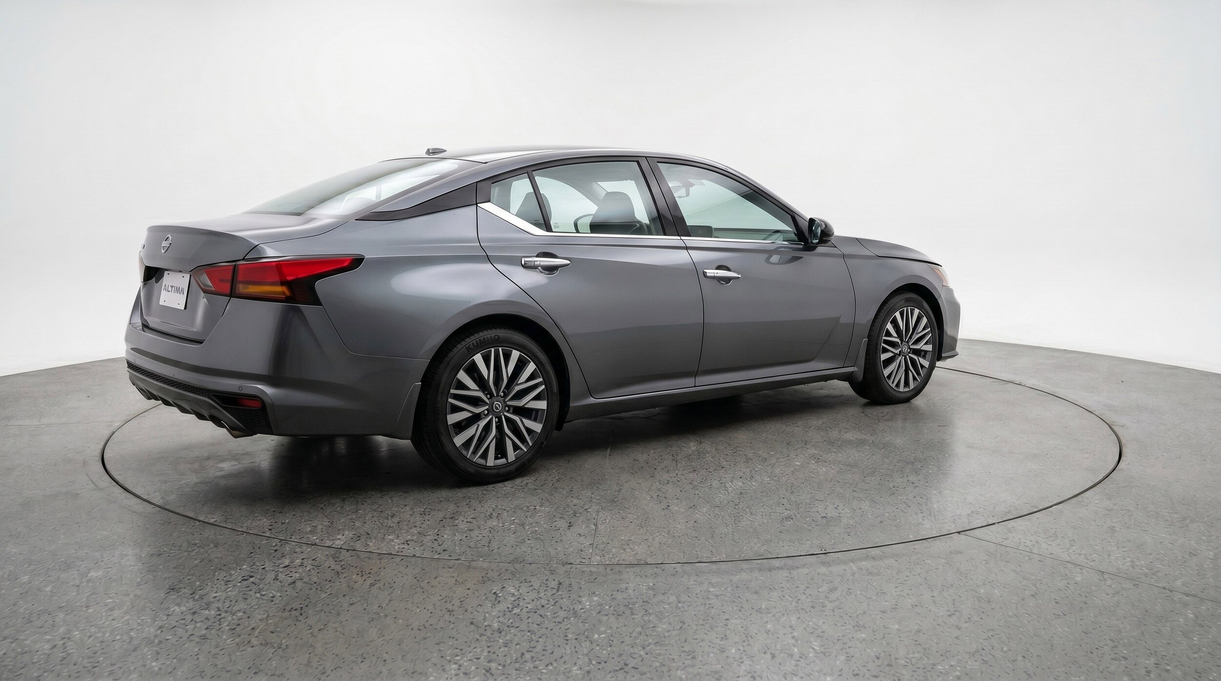 Thumbnail: 2025 Nissan Altima - 9