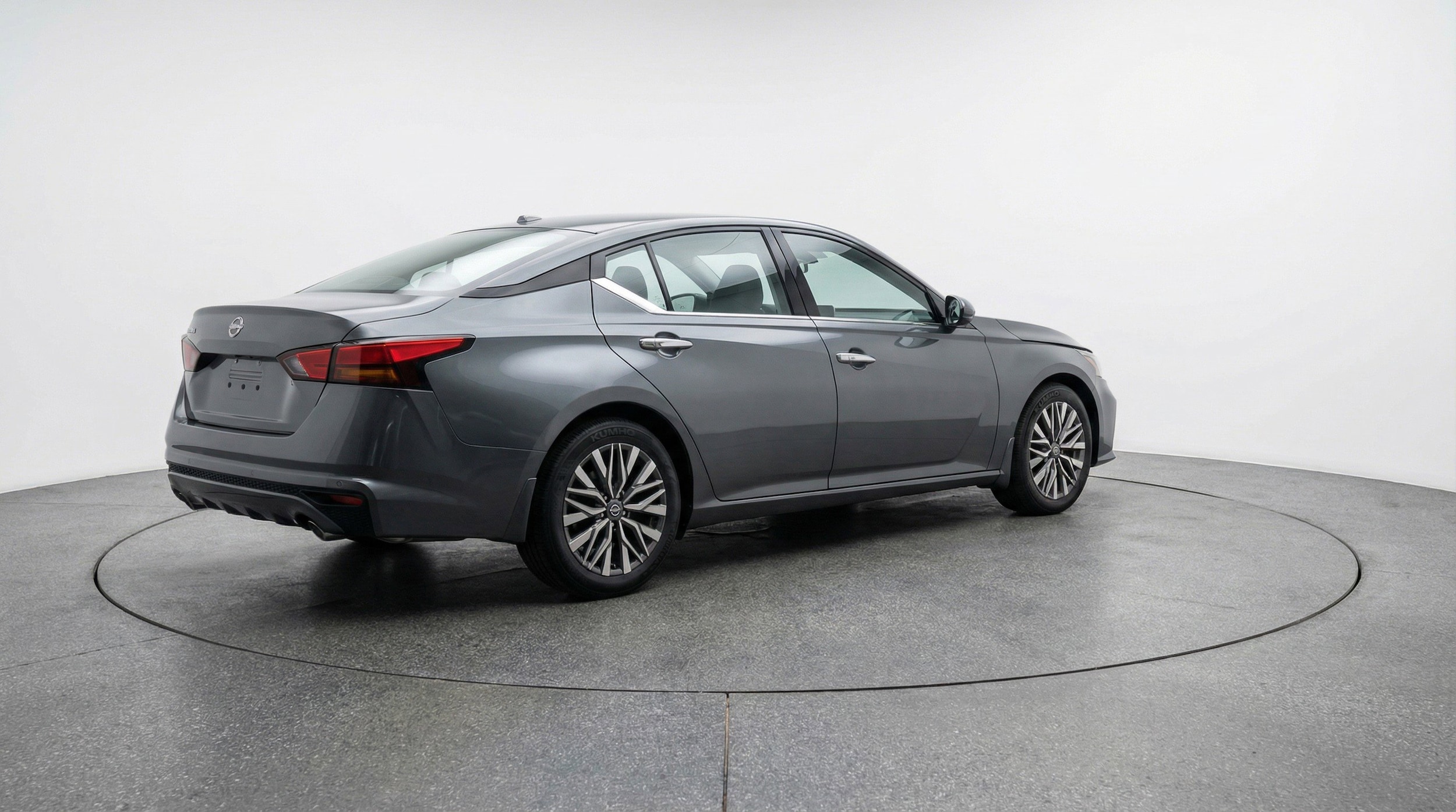 Thumbnail: 2025 Nissan Altima - 9