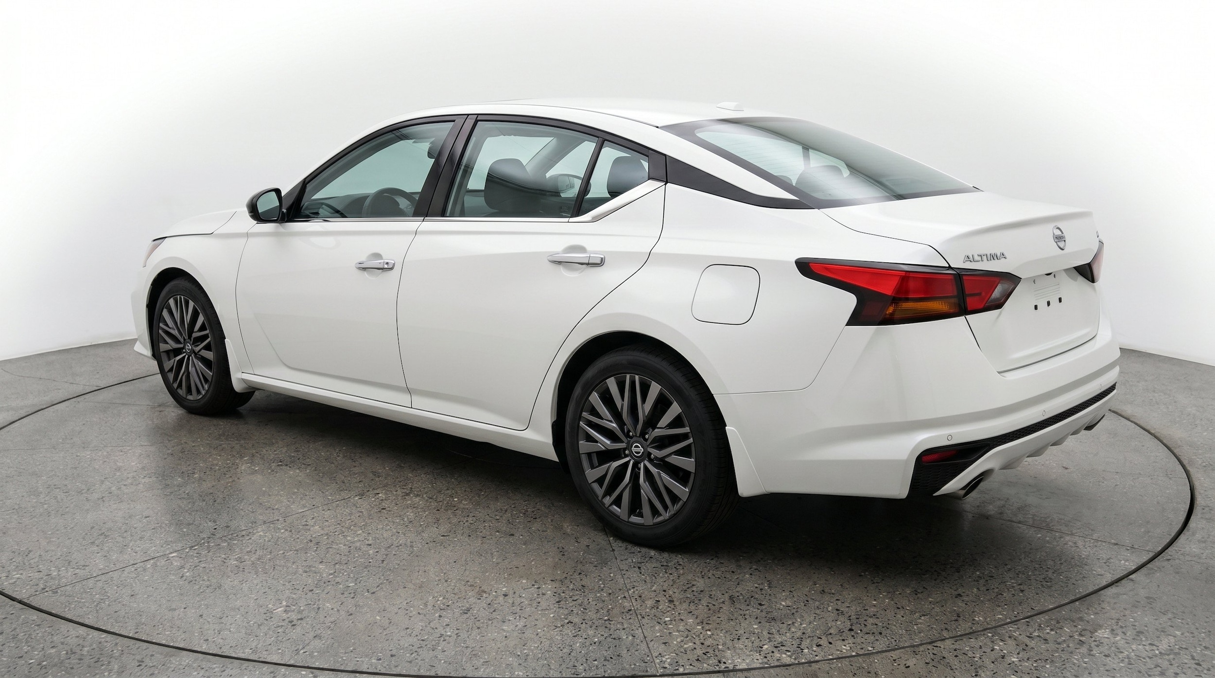Thumbnail: 2025 Nissan Altima - 6