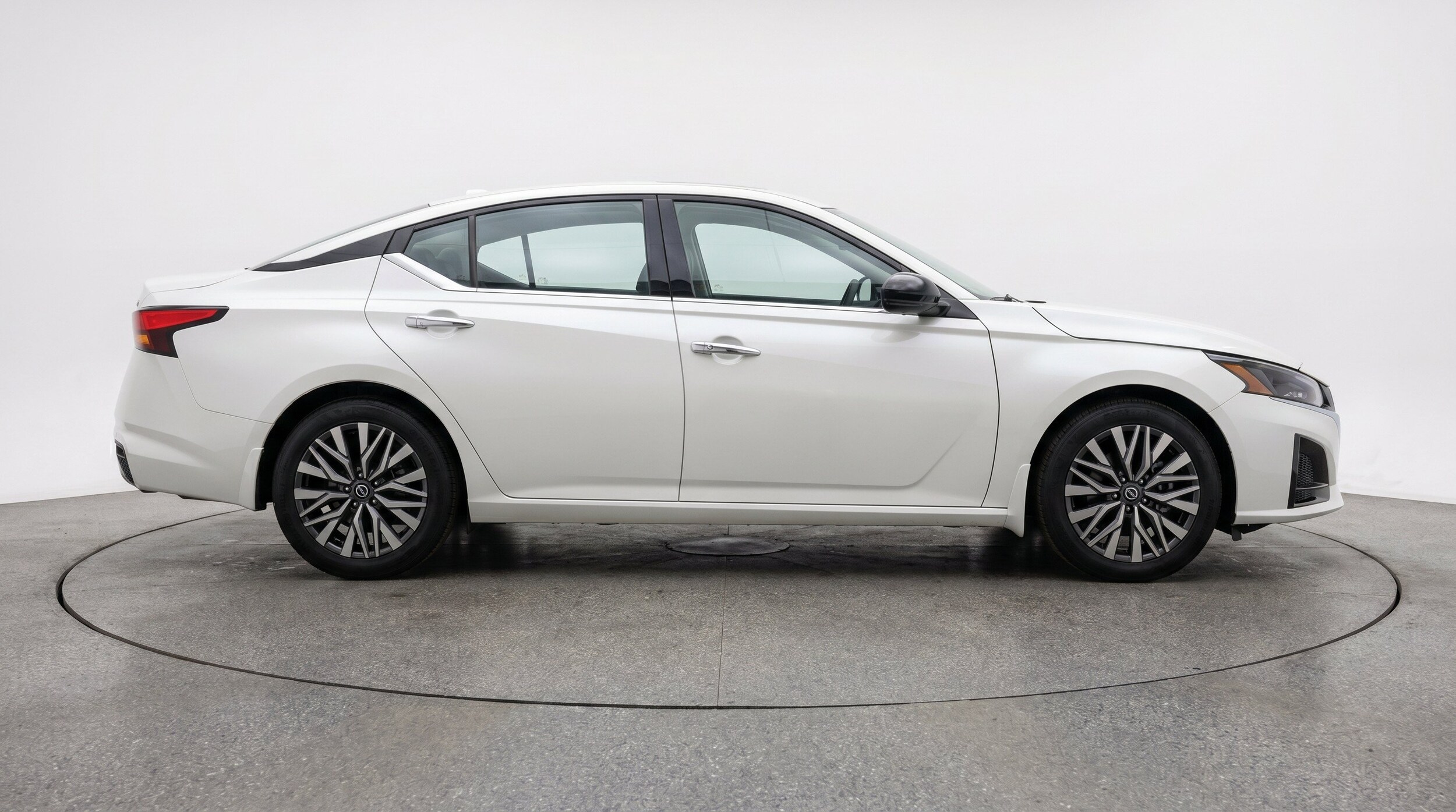 Thumbnail: 2025 Nissan Altima - 11