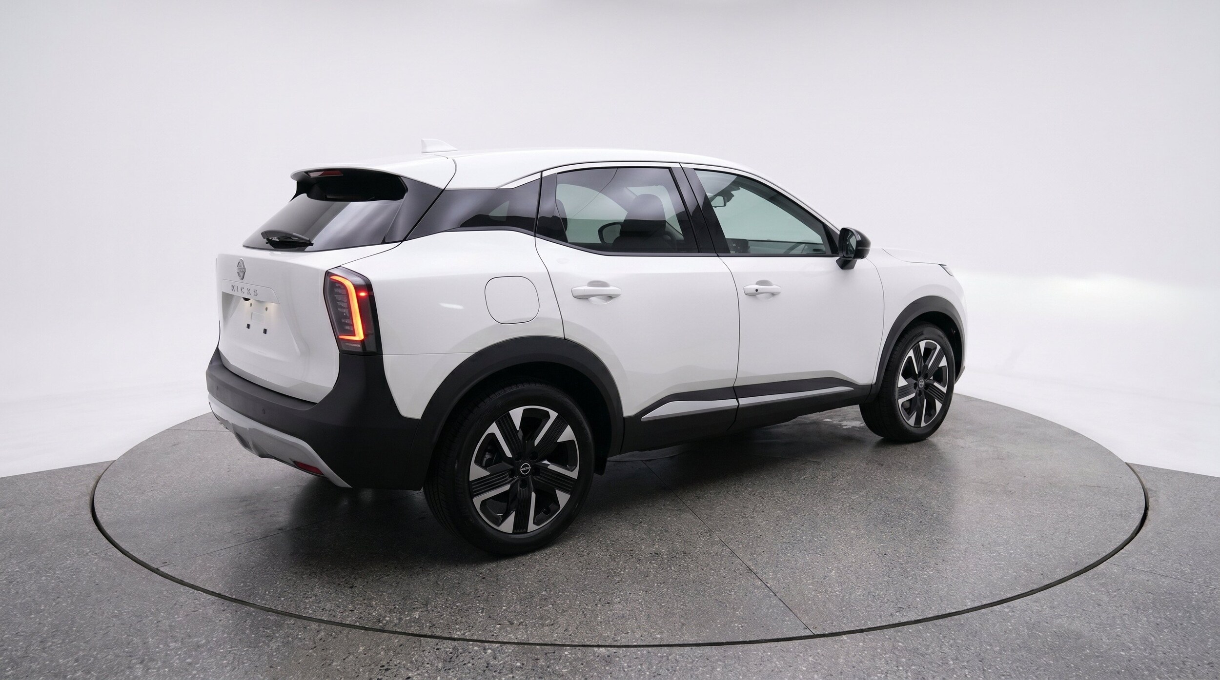 Thumbnail: 2026 Nissan Kicks - 9
