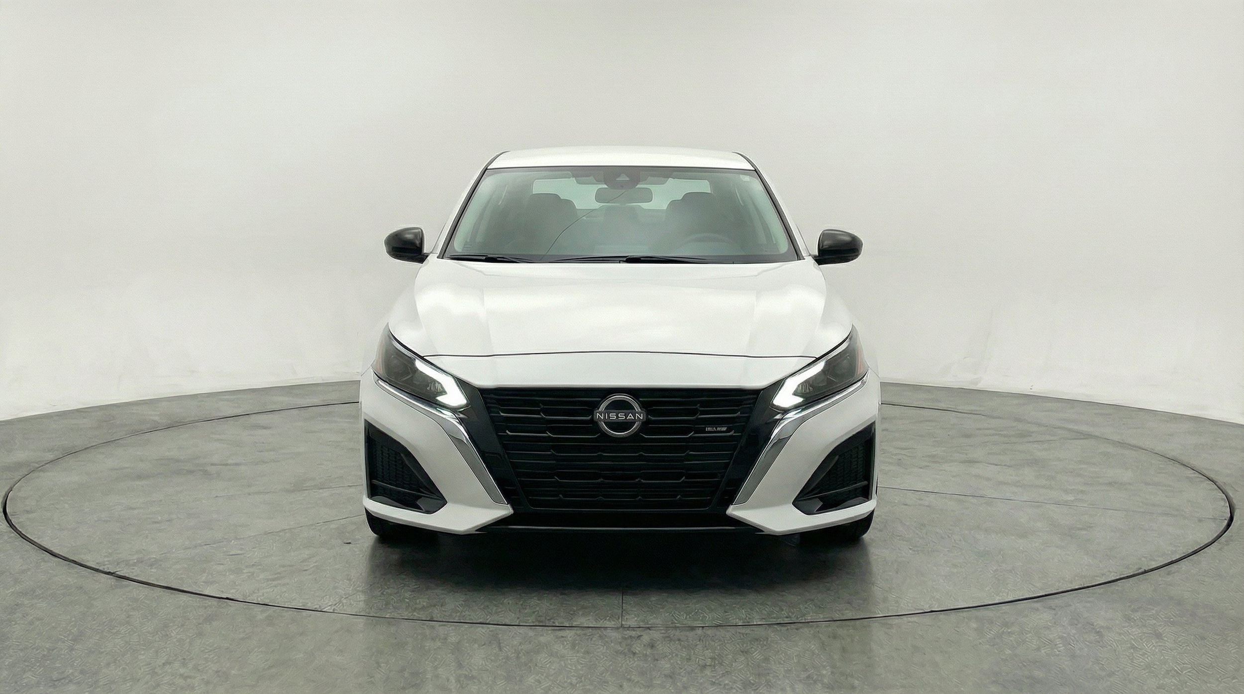 Thumbnail: 2025 Nissan Altima - 2